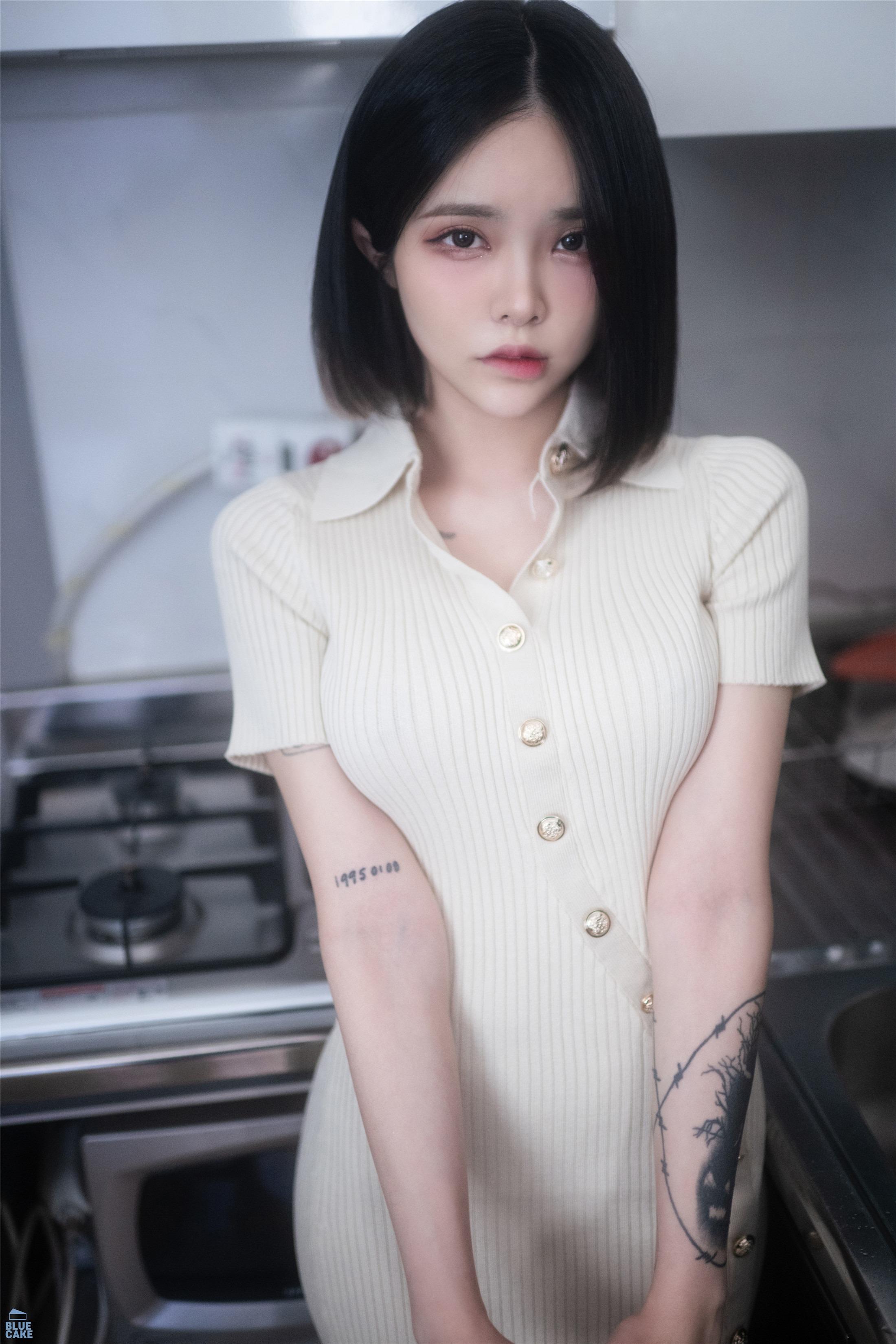 [BLUECAKE] Hikari - CUM 146P