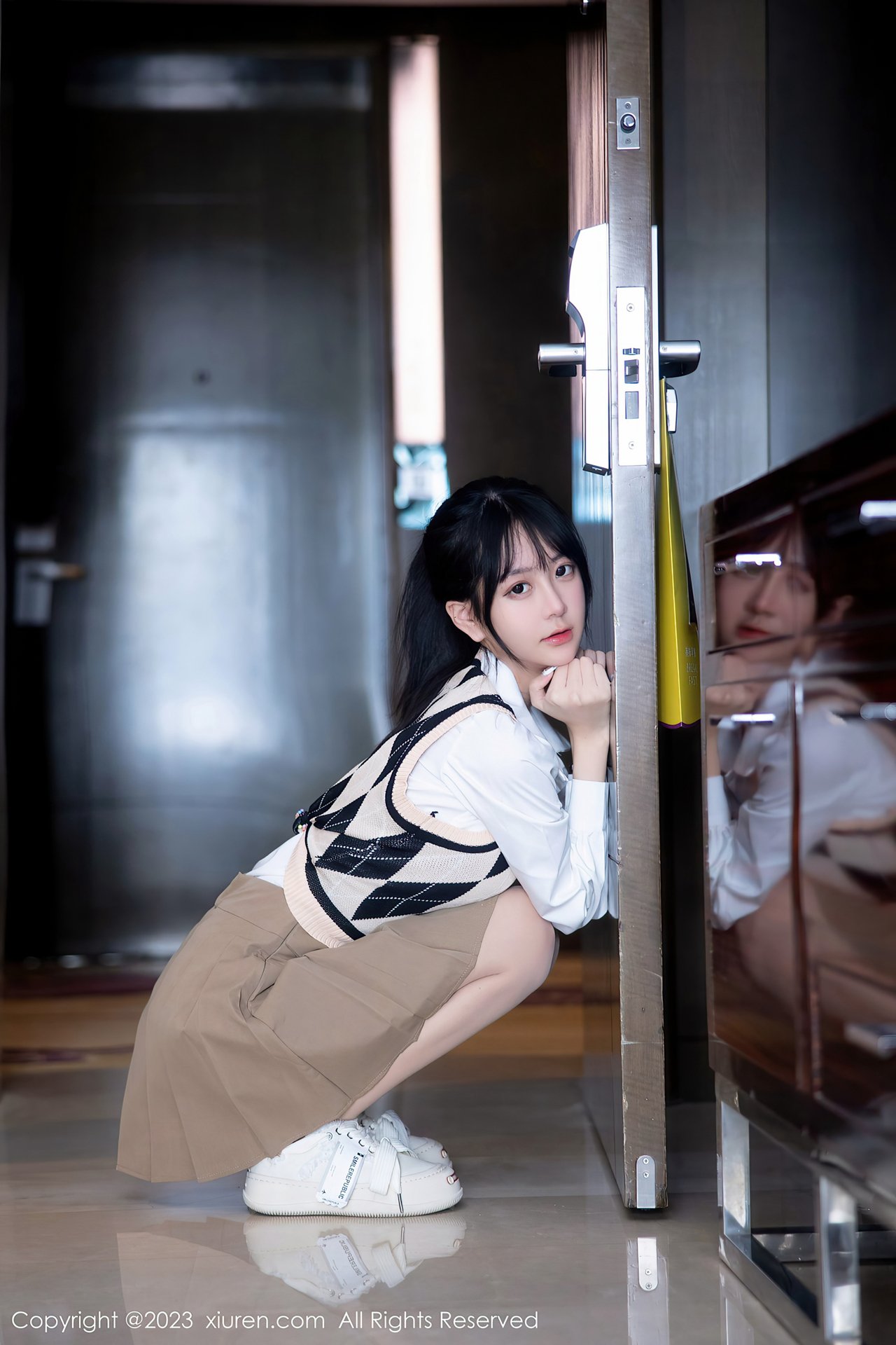 [XiuRen秀人网] 2023.02.27 No.6329 短裙美腿 谢小蒽