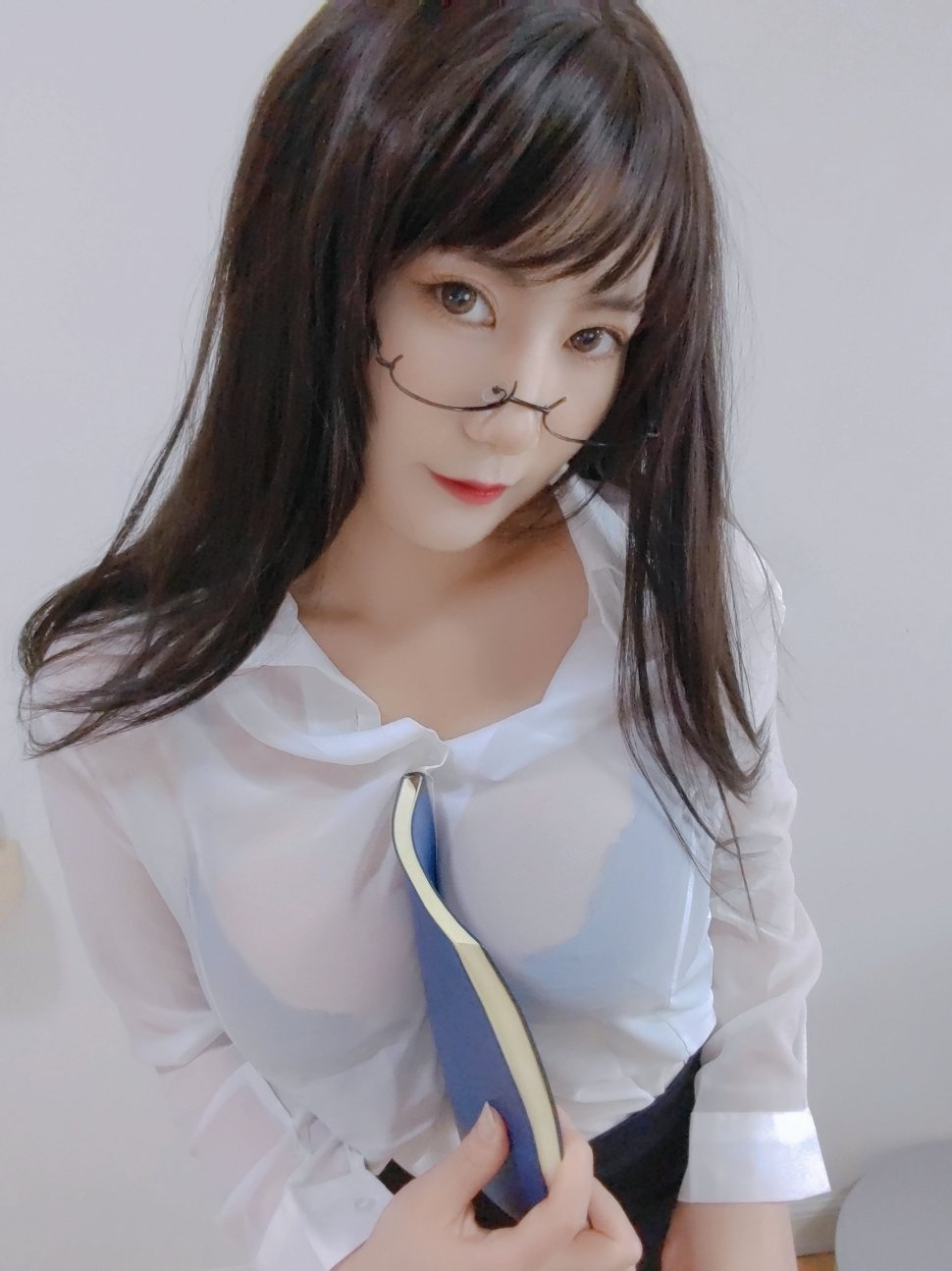 セイランはランランで、ランメイと呼ばれているよ - OL制服