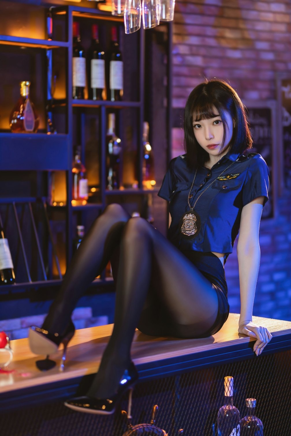 Xu Lan LAN NO.022 Black Silk Girl J