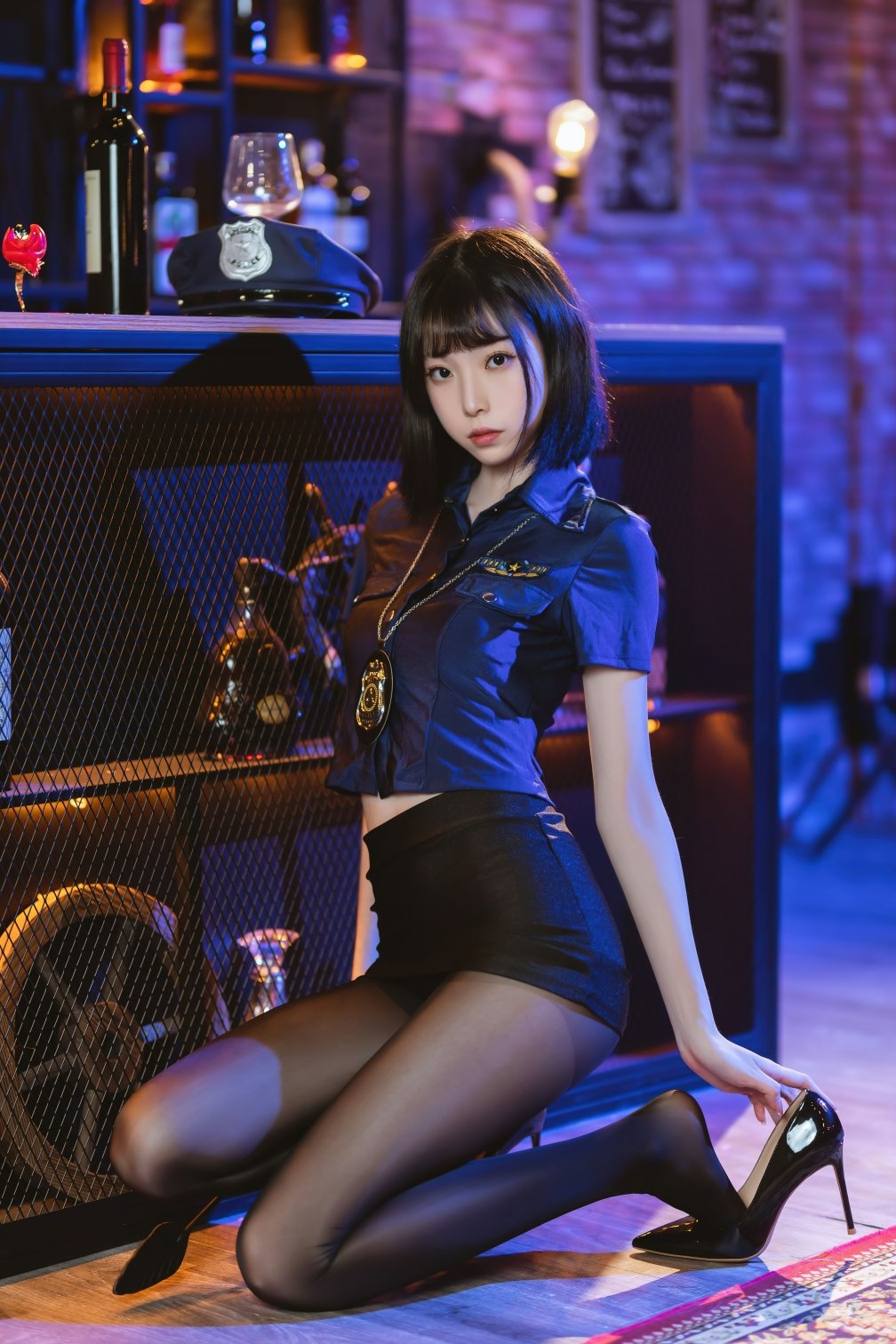 Xu Lan LAN NO.022 Black Silk Girl J