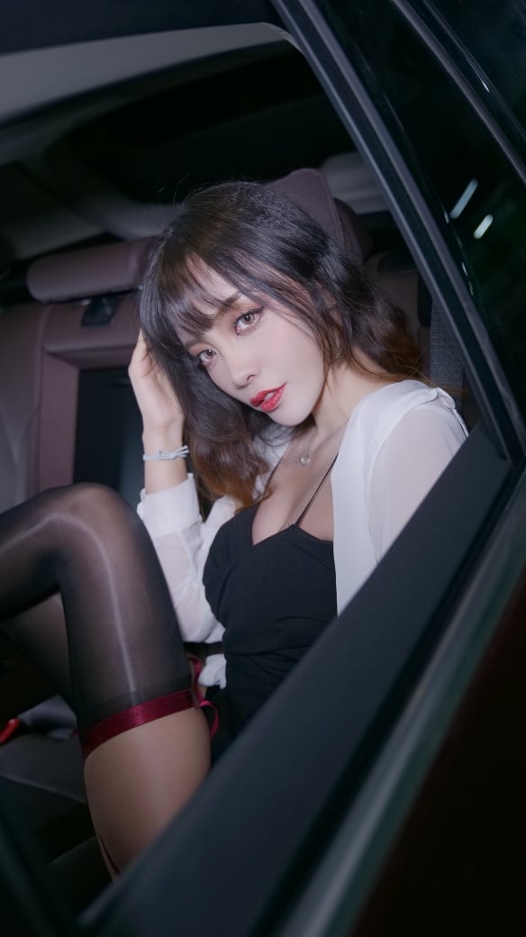 수수 2023. 5월 1일 향기로운 차와 미인