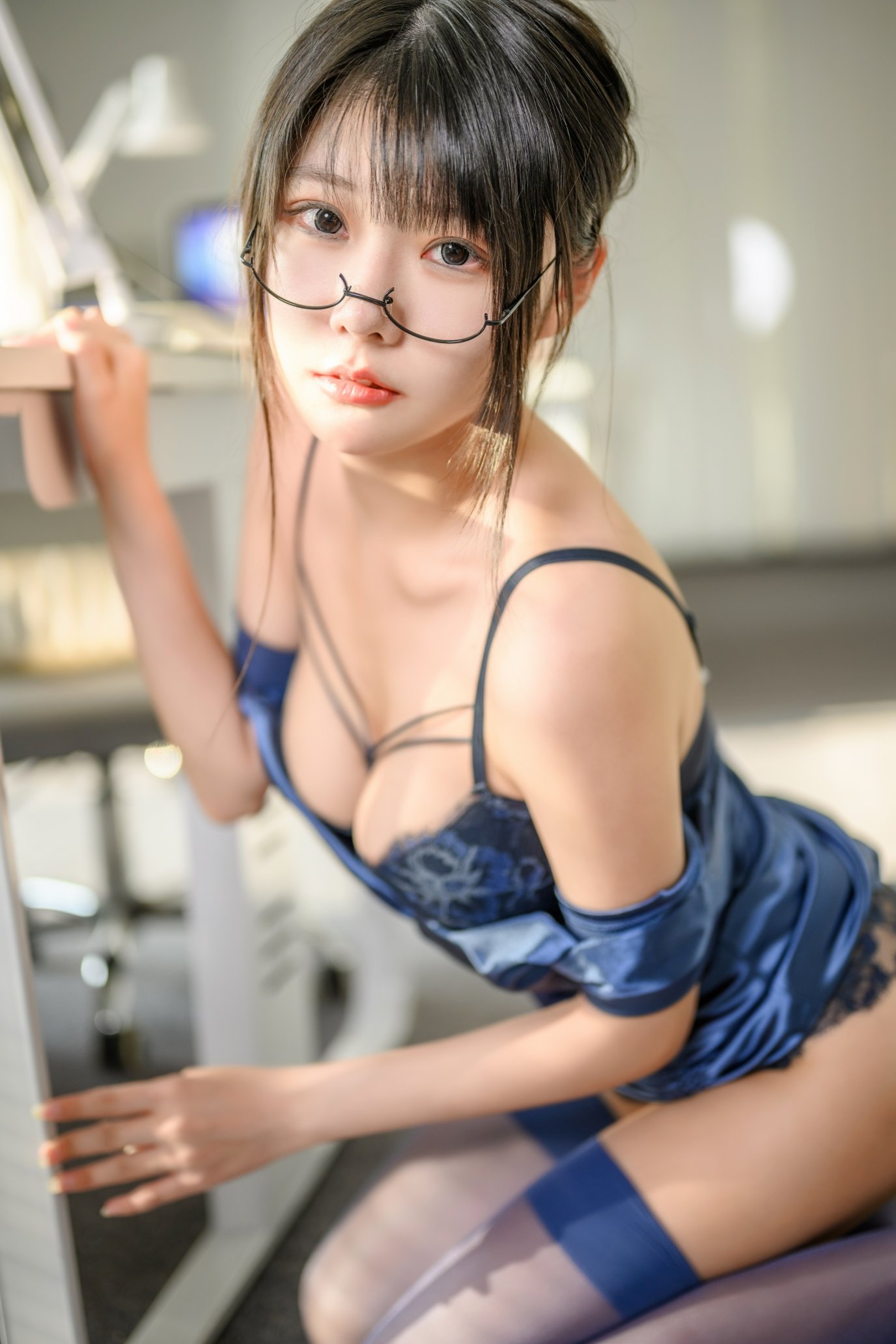 향초 뮤로로 NO.057 망로의 직장 파란색 내의 스커트