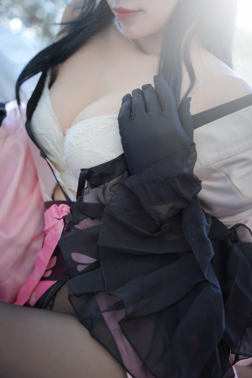 ネコ・ウェイウェイ NO.007 アイタン和服