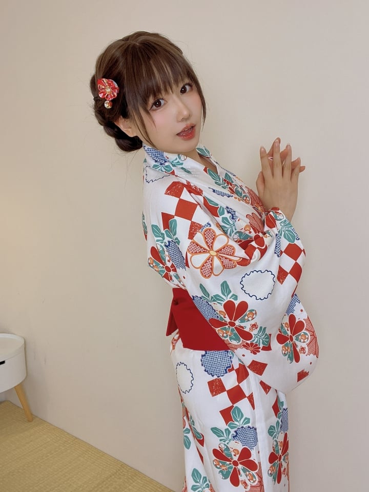 nyako喵子 Electronic Version 41 Japanese Romantic + Selfie
