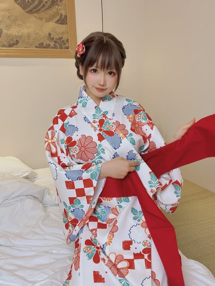 nyako喵子 Electronic Version 41 Japanese Romantic + Selfie