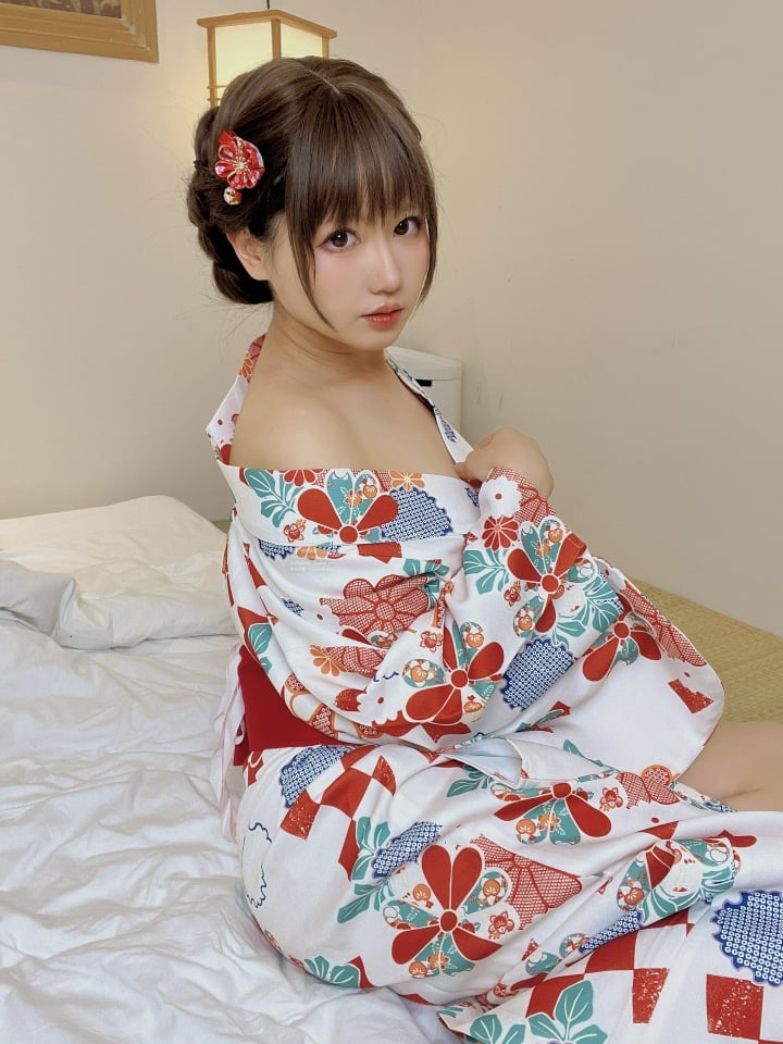 nyako喵子 Electronic Version 41 Japanese Romantic + Selfie