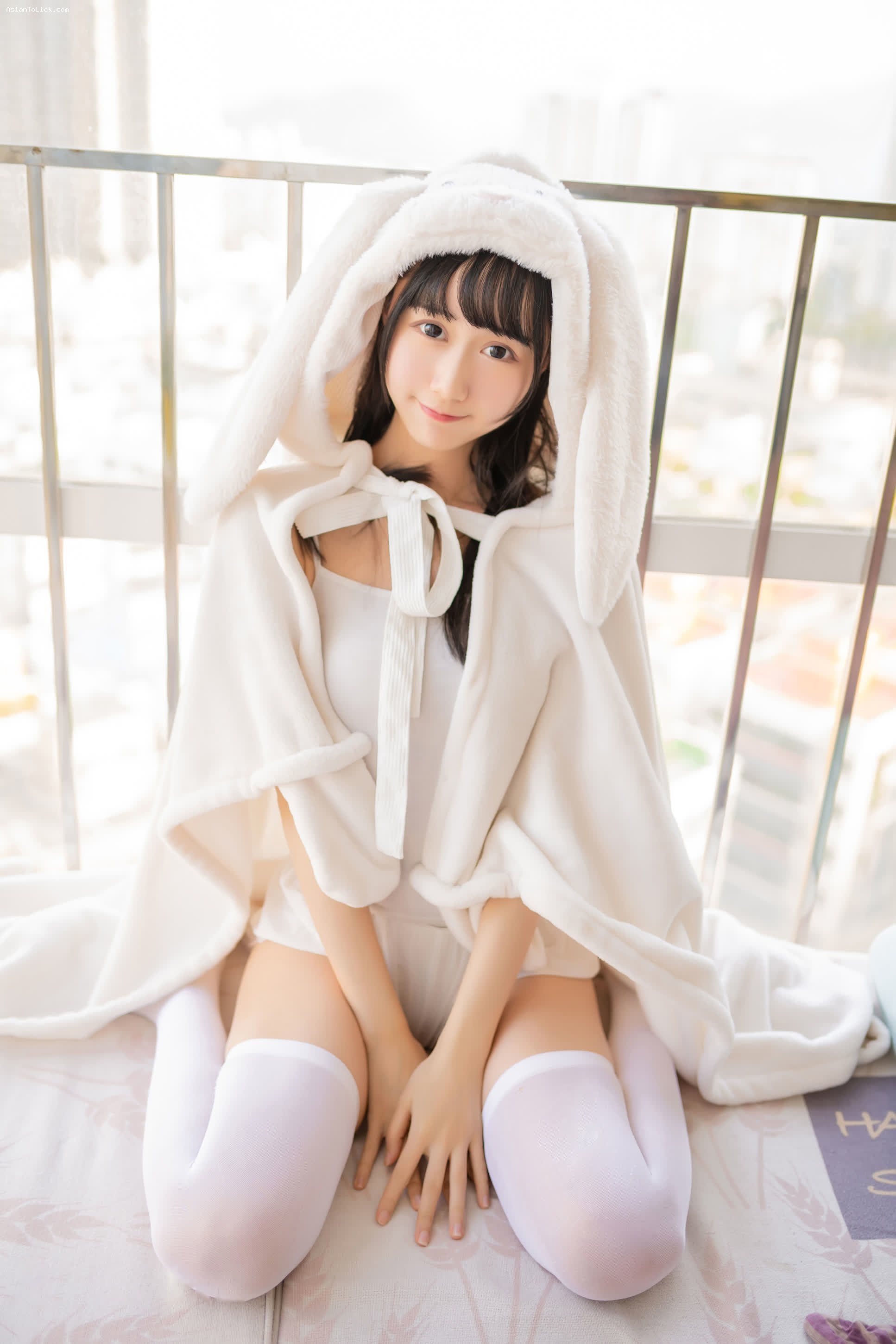 xo854_ Mộc Miên Miên OwO NO.028 Khăn tắm thỏ