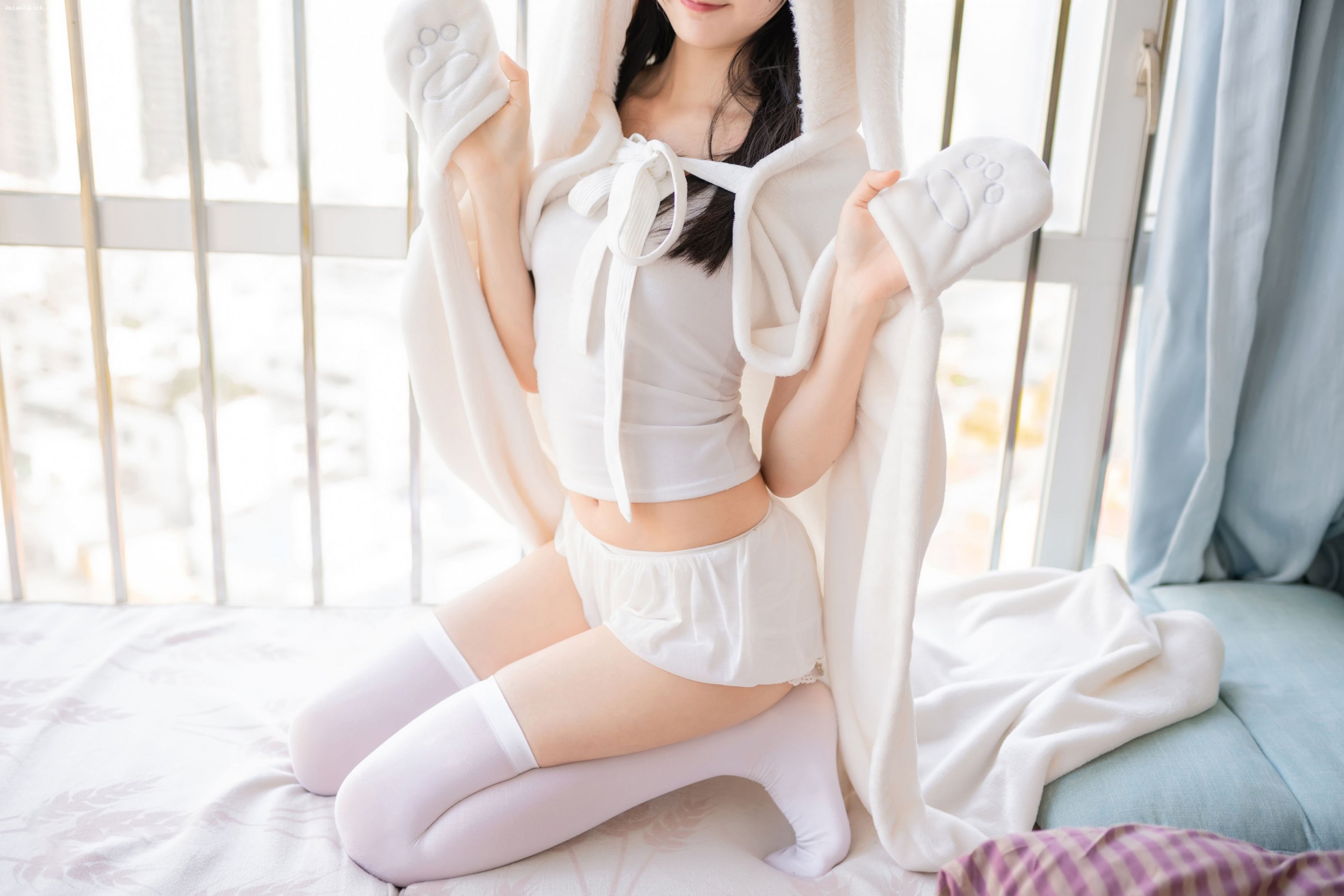Xo854_ Mumian Mian OwO NO.028 Bathtowel Rabbit
