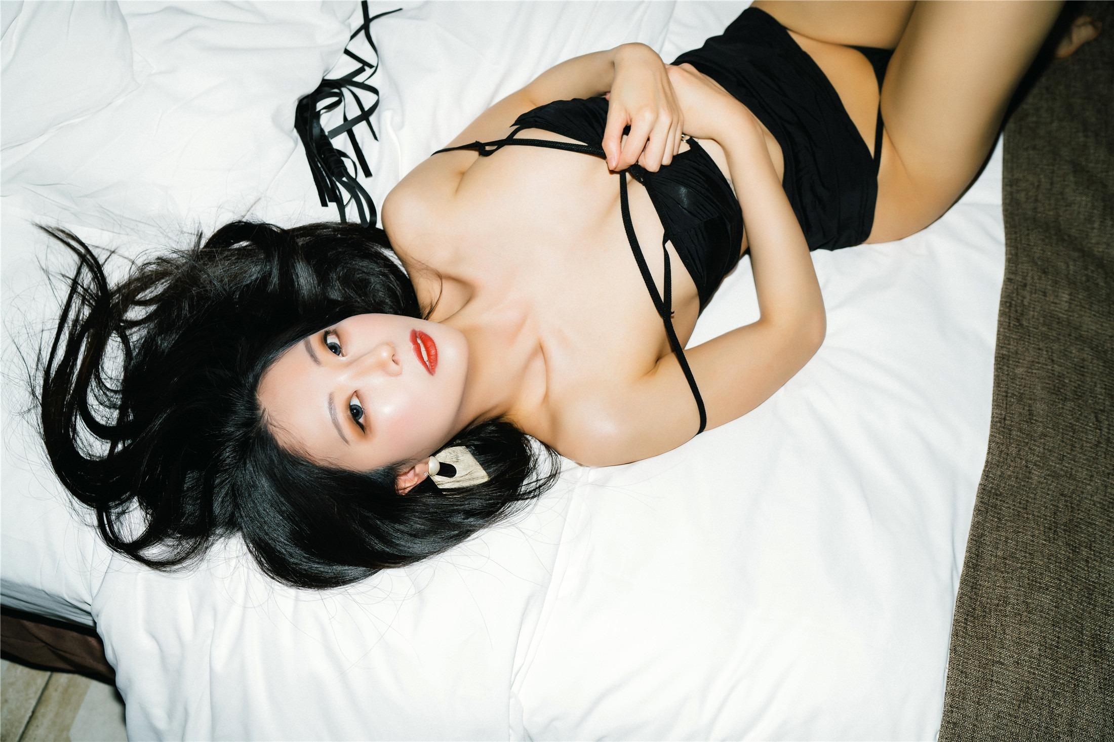 ムーン ナイト スナップ] 原始的なセクシー_モナ 76P