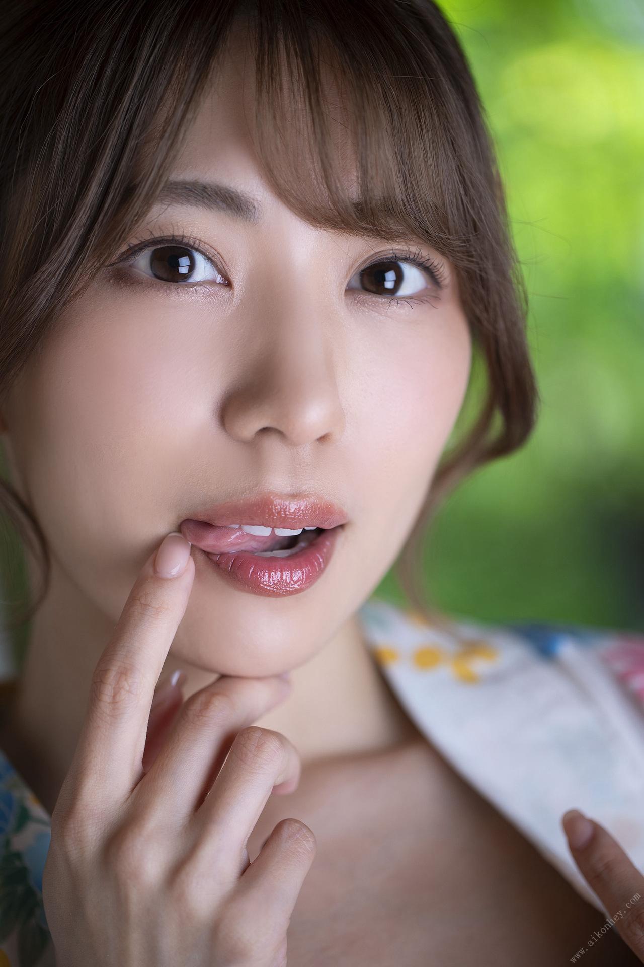 山岸逢花ヘアヌード写真集「百花」89P