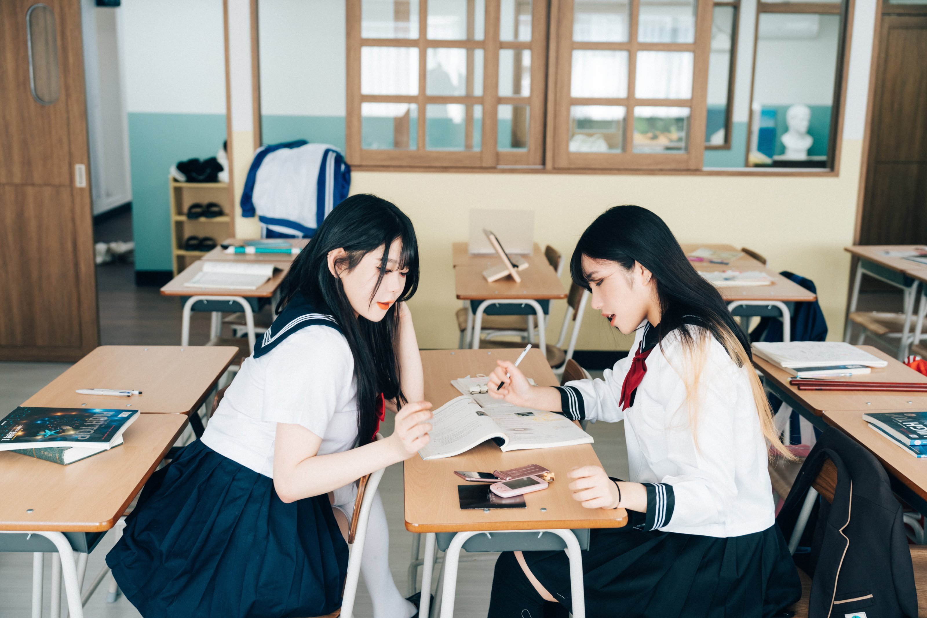 ลูซี่] เซีย (จิอา) x ซอนซอน (ซอนซอน) - บิตช์ อคาเดมี ฮาร์ด