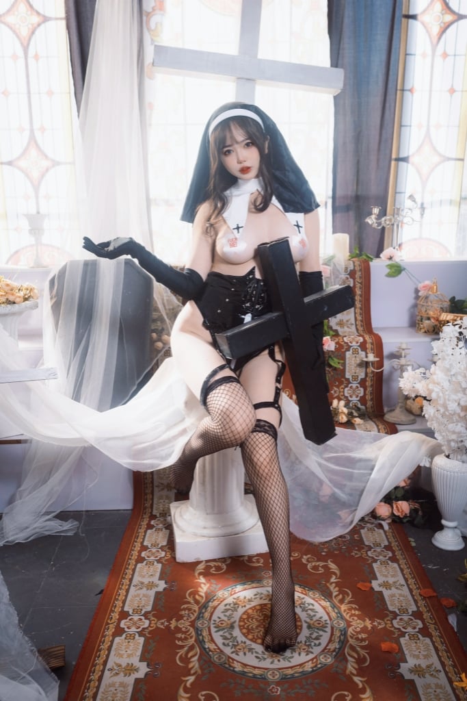 Tina很妖孽呀 - NO.06 万圣限定修女