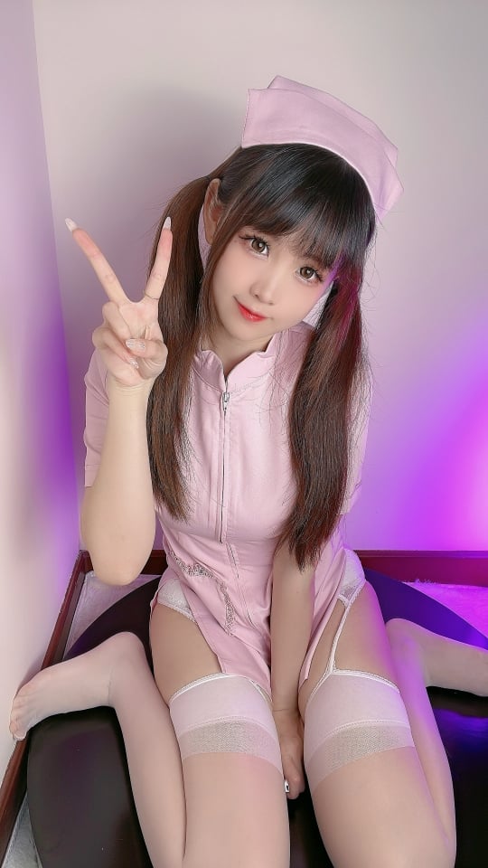 miko酱ww NO.14 护士姐姐