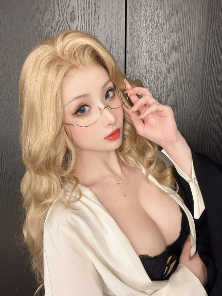 rioko凉凉子 NO.106 女总裁