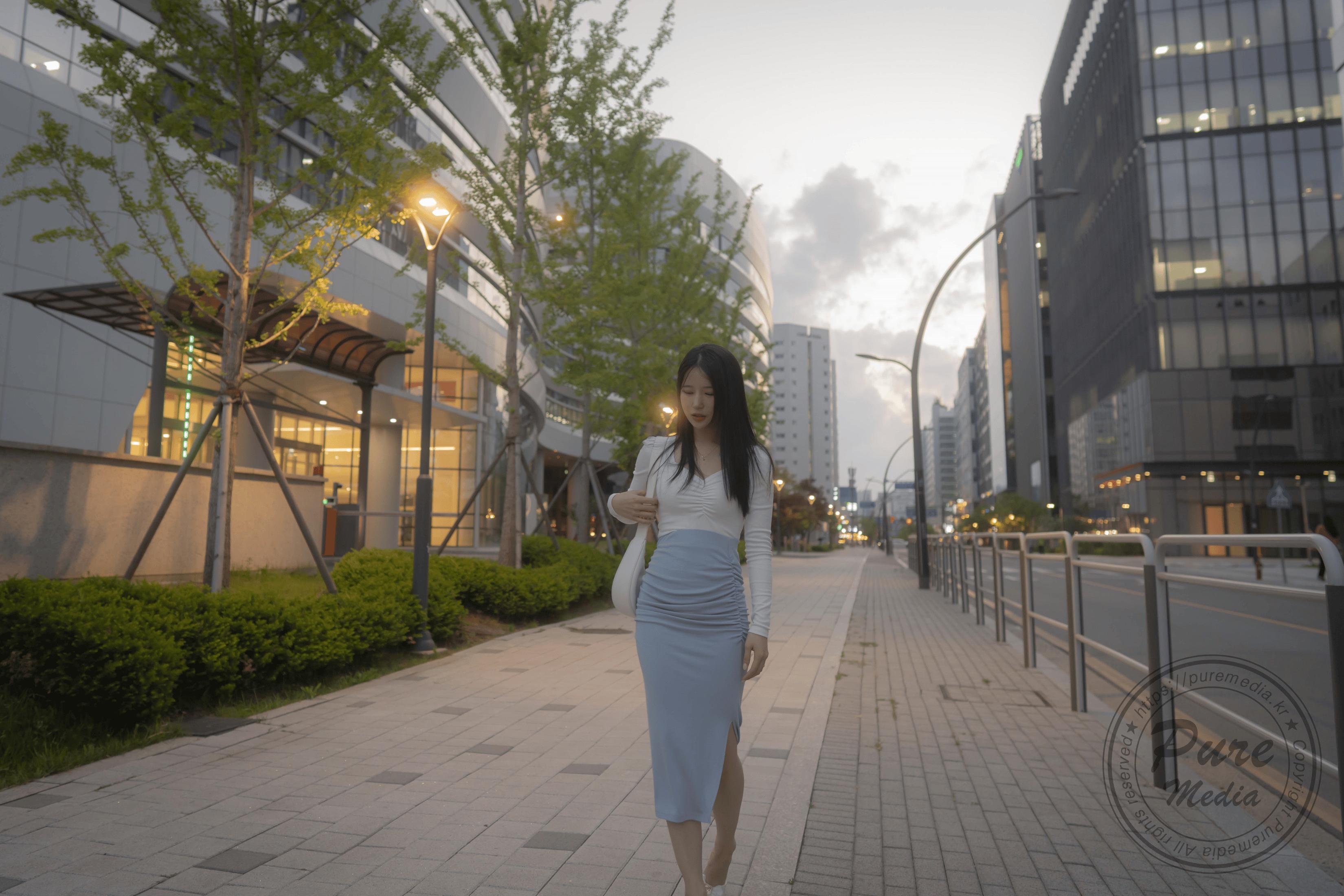[Pure Media] Vol.244 Yeha (benchmark)-Kidnapped Basement Office Girl 101p