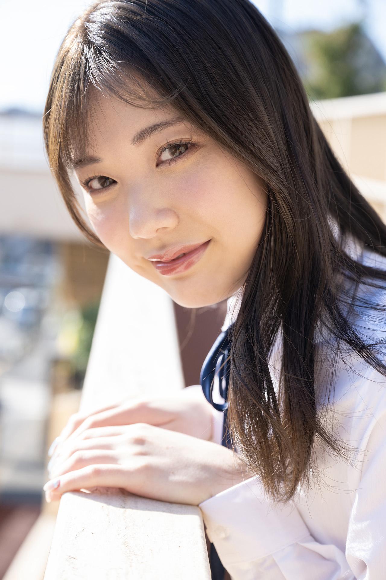 石川澪 誘惑KISS アサ芸SEXY女優写真集