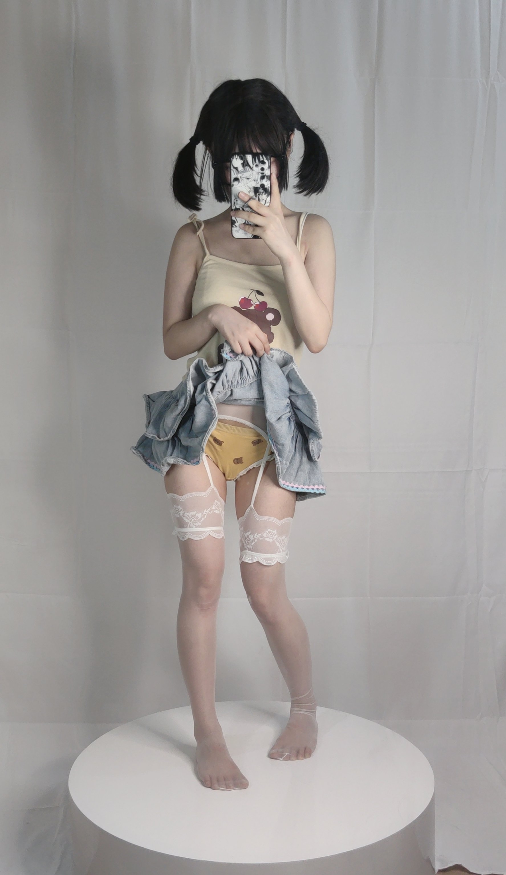 神沢永莉No.004绫蛋糕裙吊带袜写真 22P