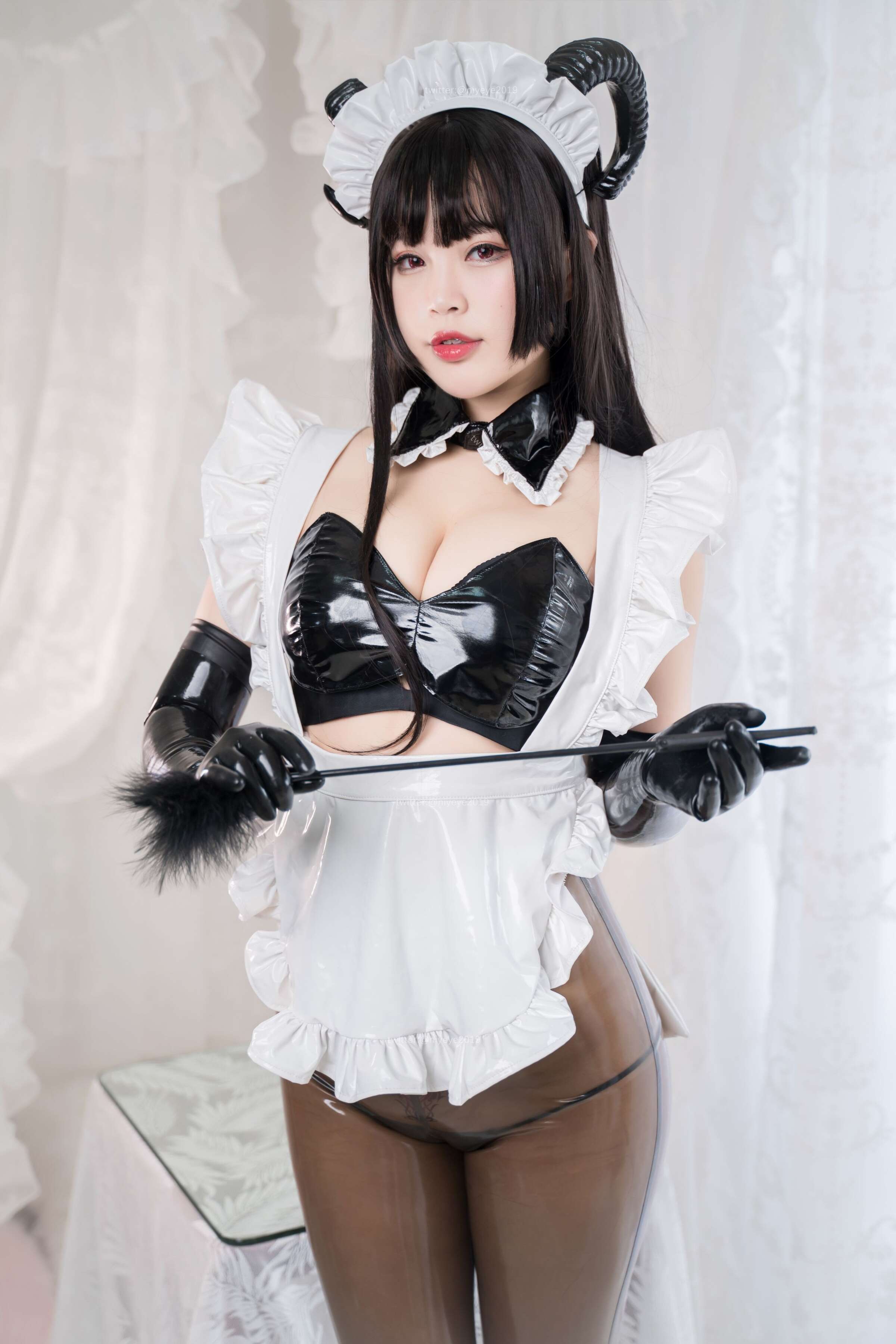 （白烨） - ラテックスサキュバスお姉さん