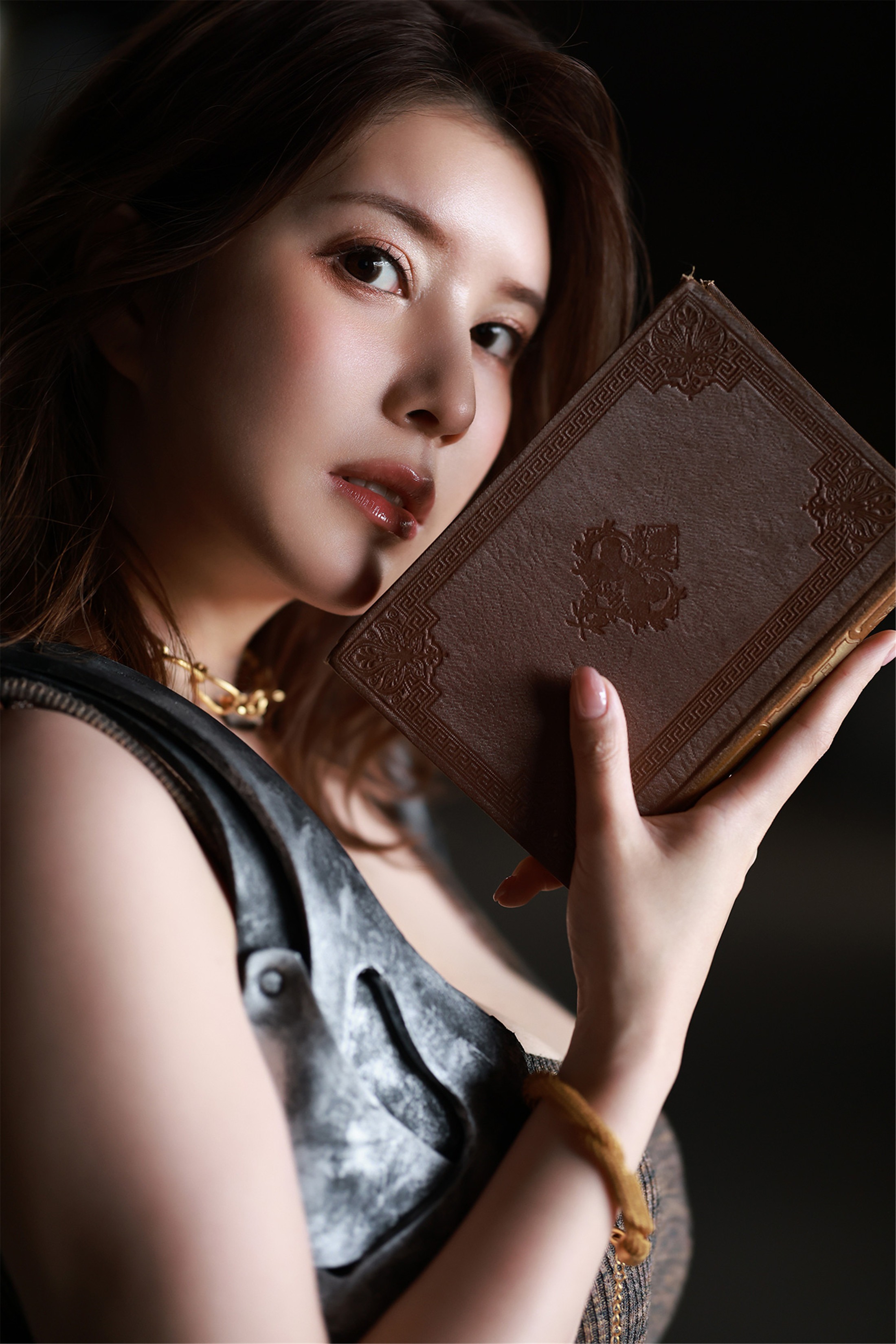 8woman Last Dance 裸女神∞景 写真集 108P