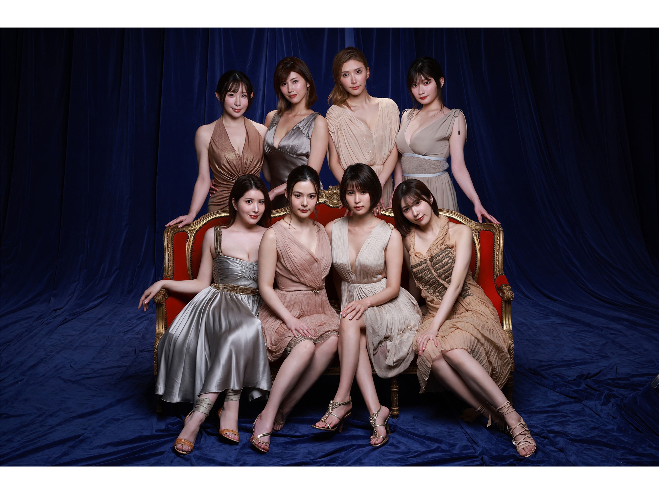 8woman ラストダンス 裸女神∞景 写真集 108P