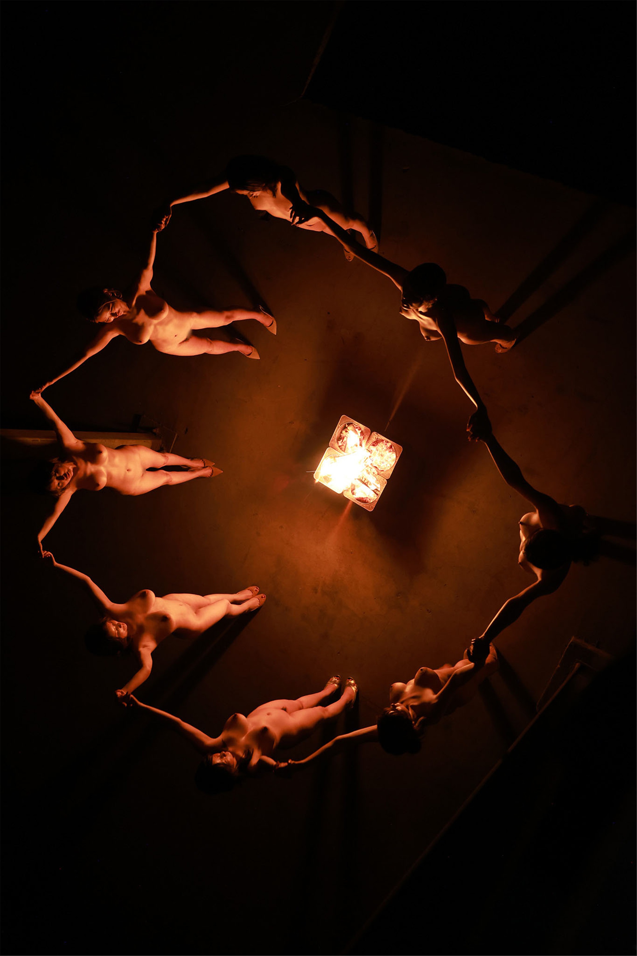 8woman Last Dance 裸女神∞景 写真集 108P