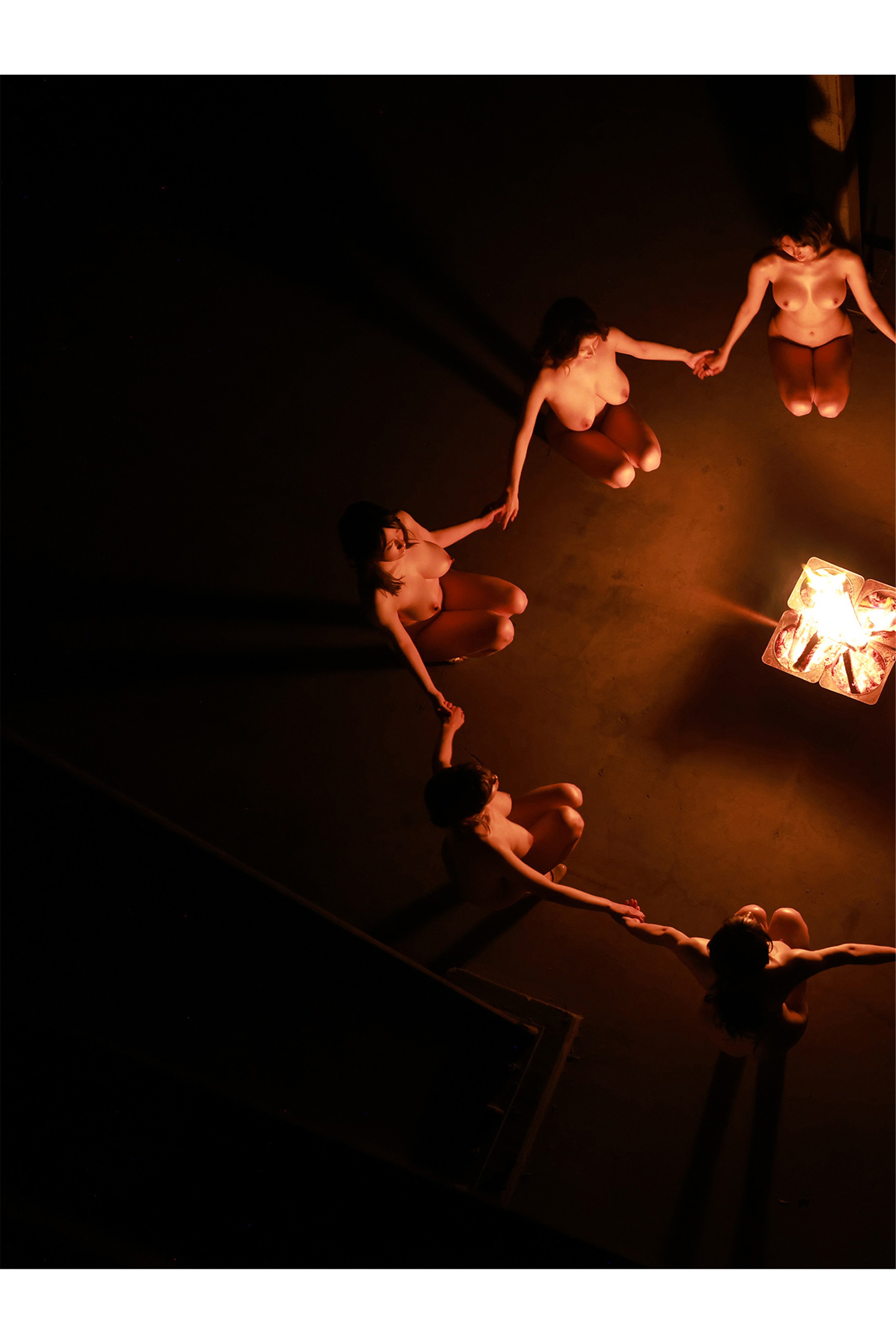 8woman Last Dance 裸女神∞景 写真集 108P