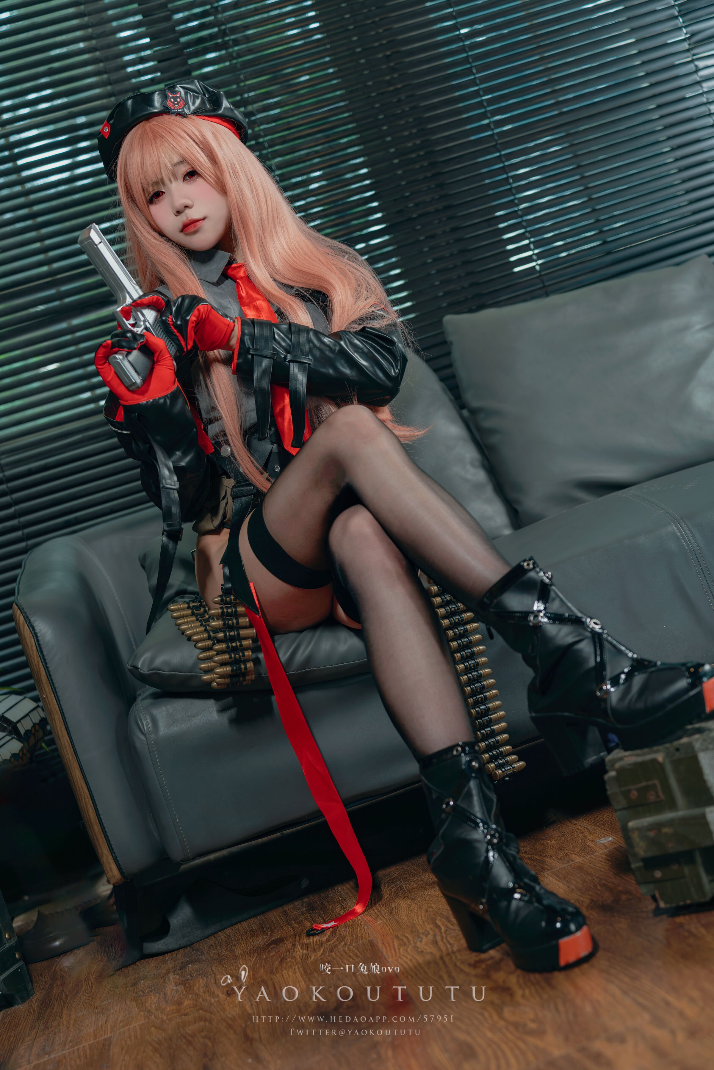 Take a Bite of the Bunny Girl - RAPI NIKKE 『Rapi Consultation Time』