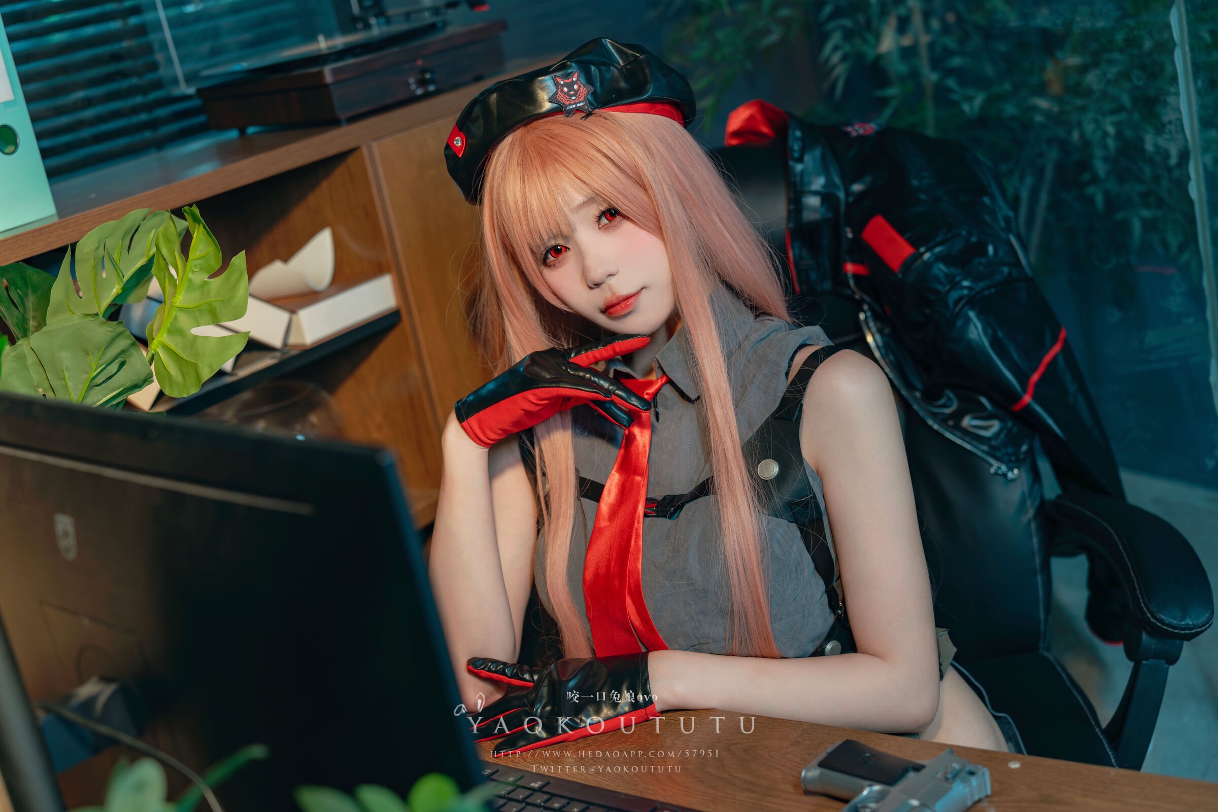 Take a Bite of the Bunny Girl - RAPI NIKKE 『Rapi Consultation Time』