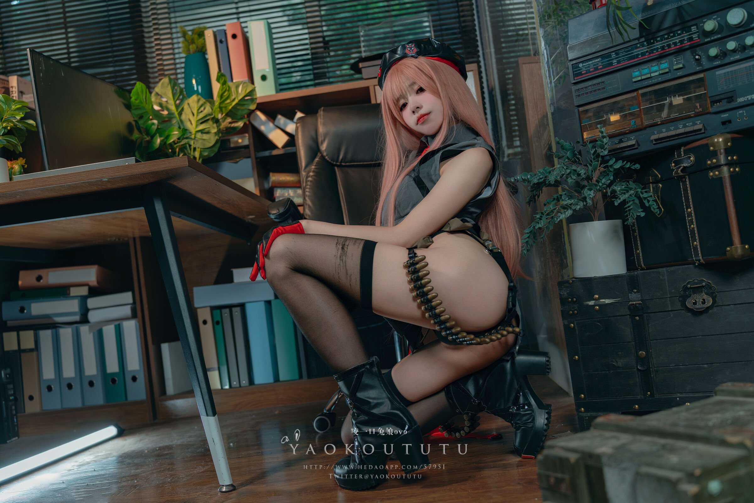 Take a Bite of the Bunny Girl - RAPI NIKKE 『Rapi Consultation Time』