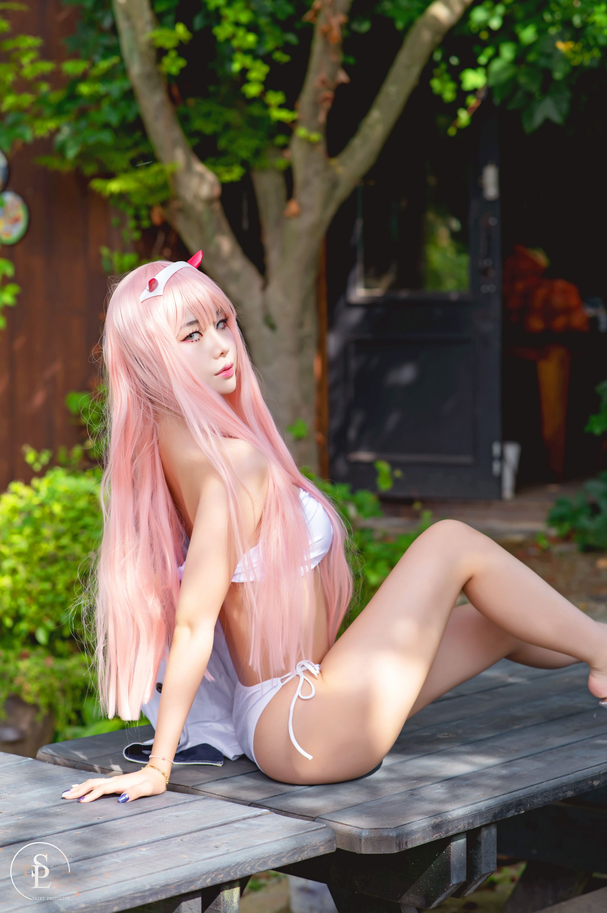 SAINT Photolife - Yuna - No.10 Zero Two