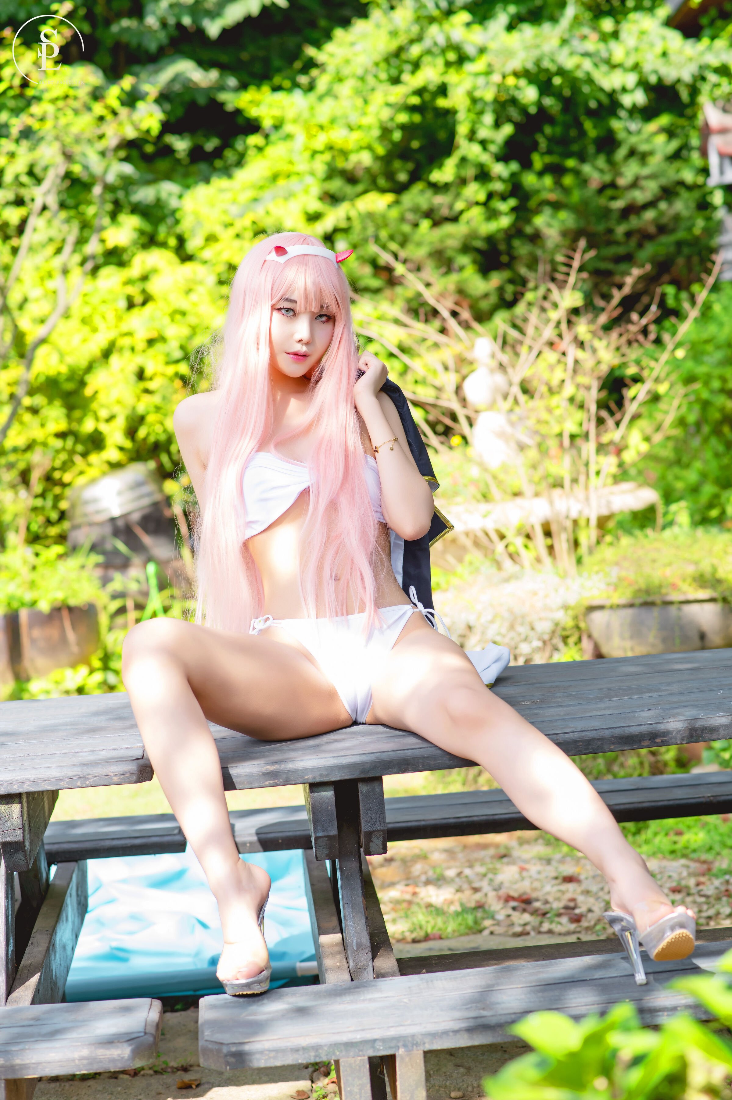 SAINT Photolife - Yuna - No.10 Zero Two