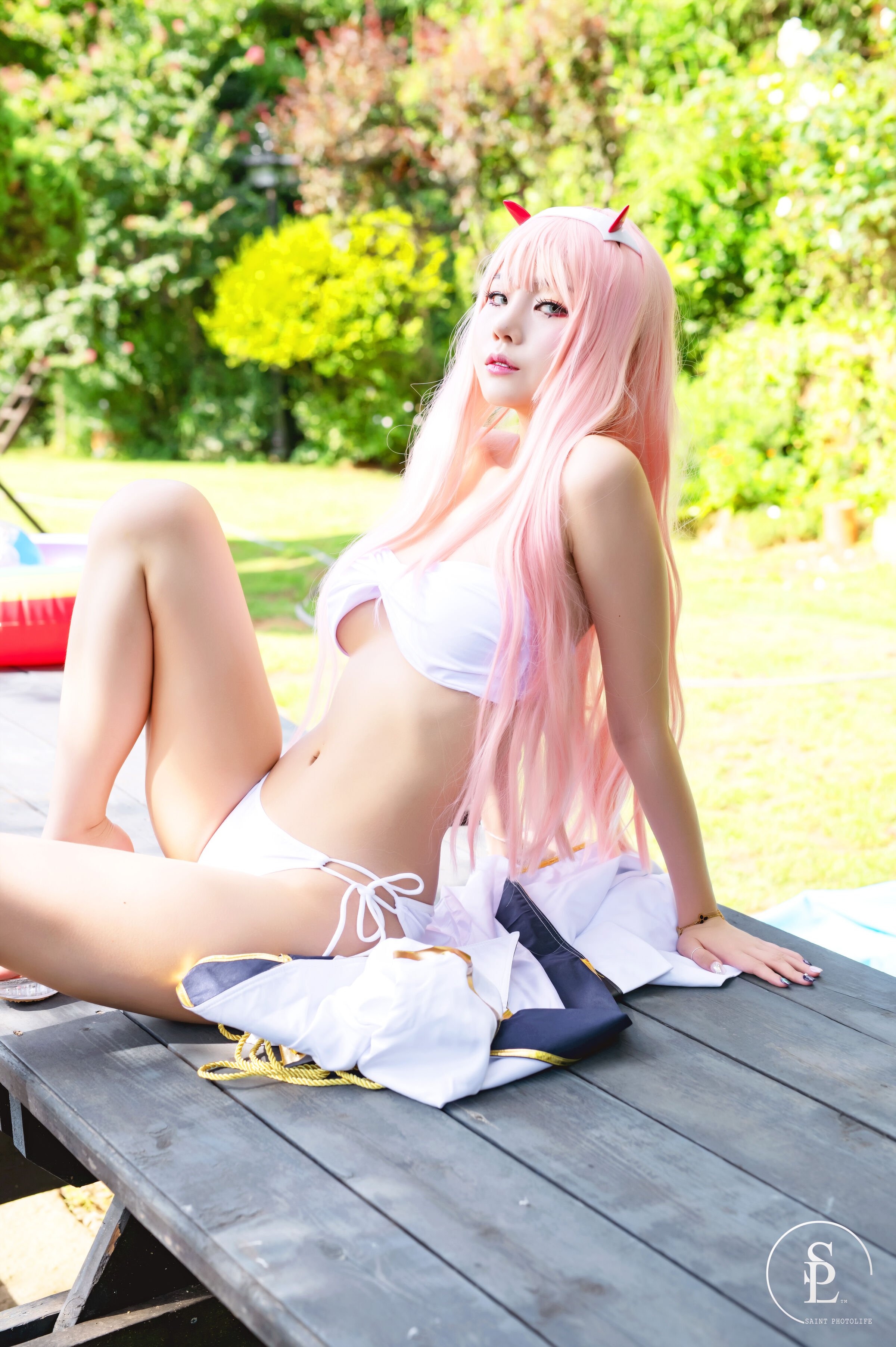 SAINT Photolife - Yuna - No.10 Zero Two