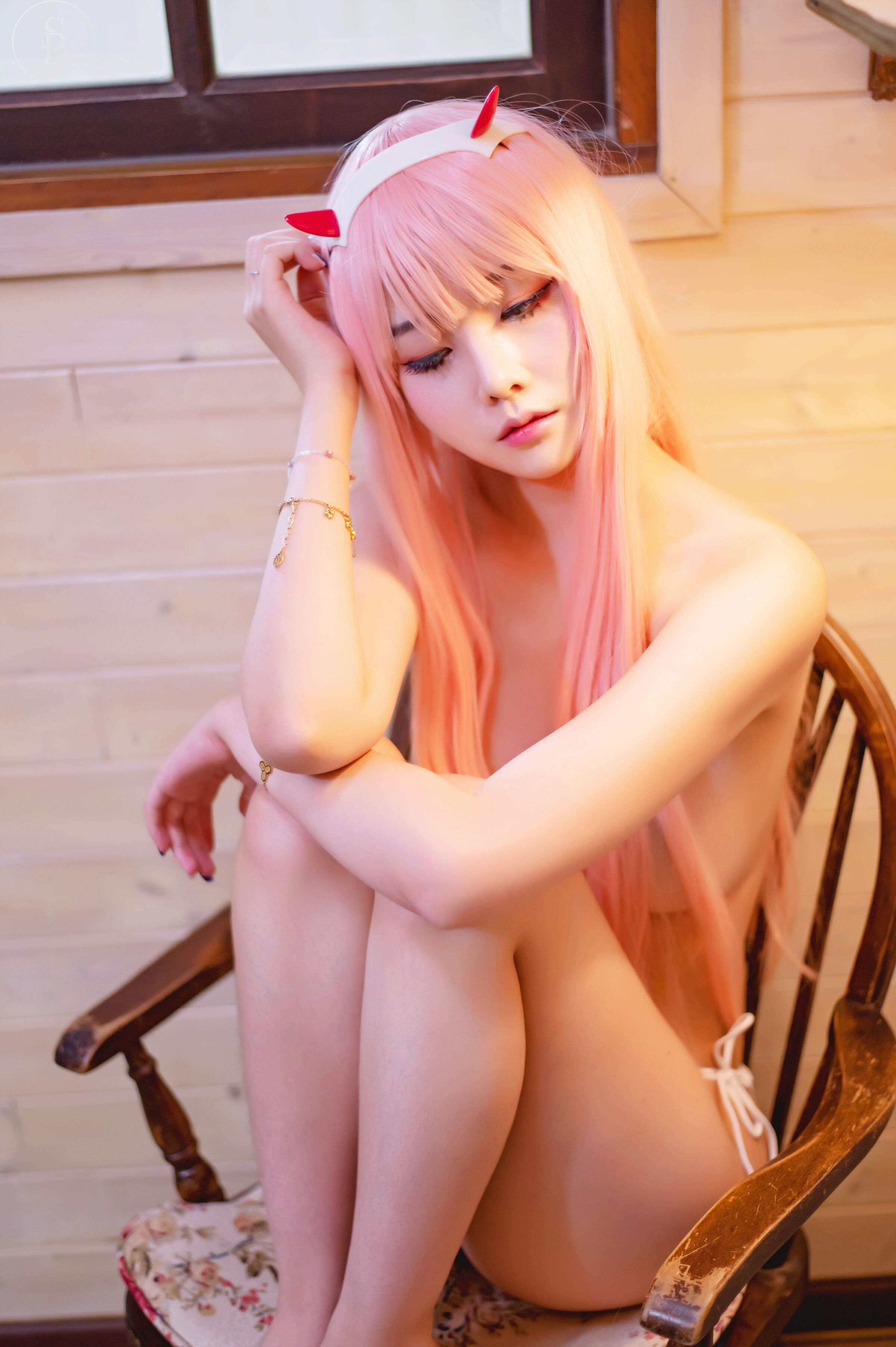 SAINT Photolife - 尤娜 (유나) - No.10 Zero Two