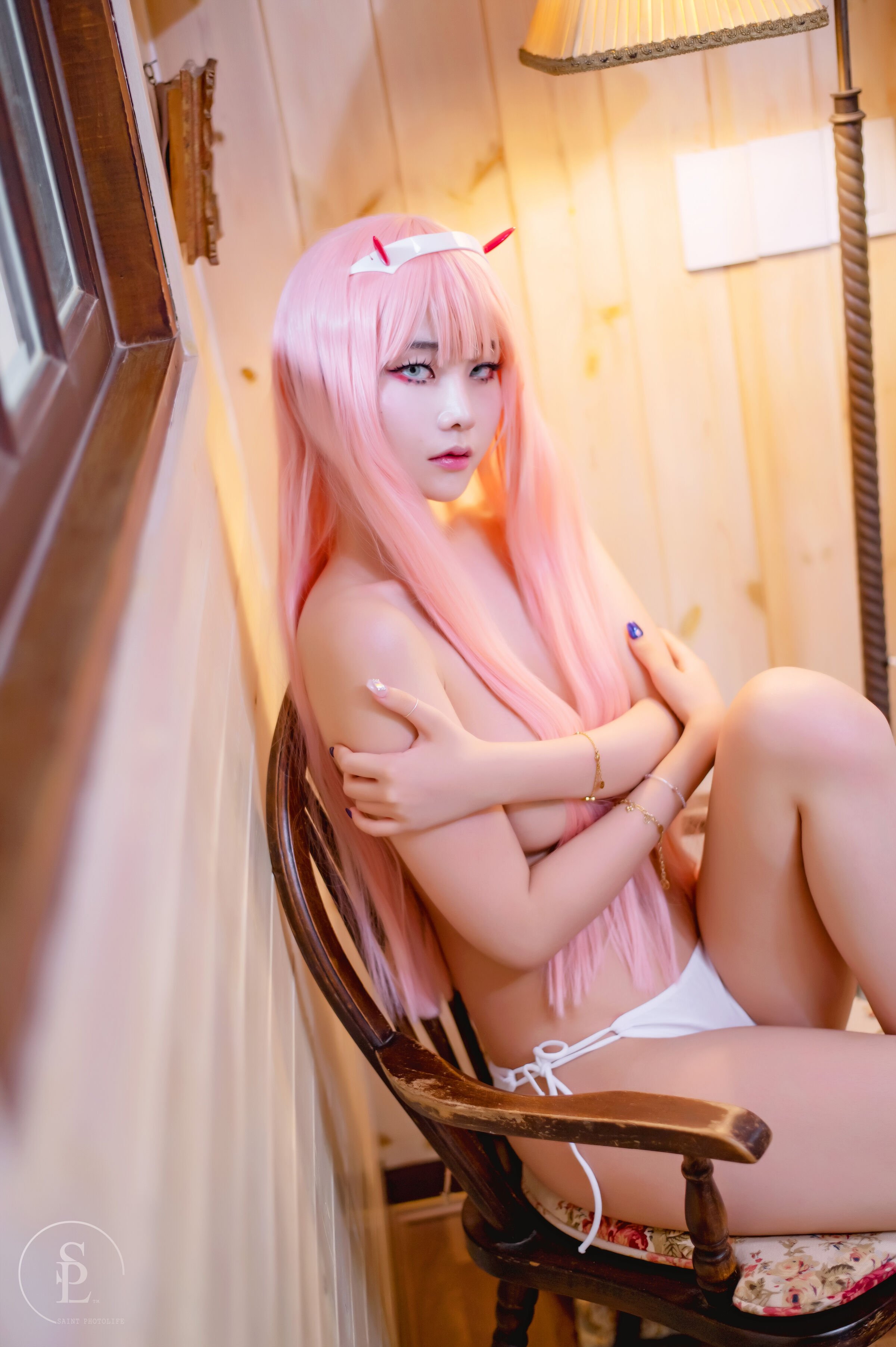SAINT Photolife - 尤娜 (유나) - No.10 Zero Two