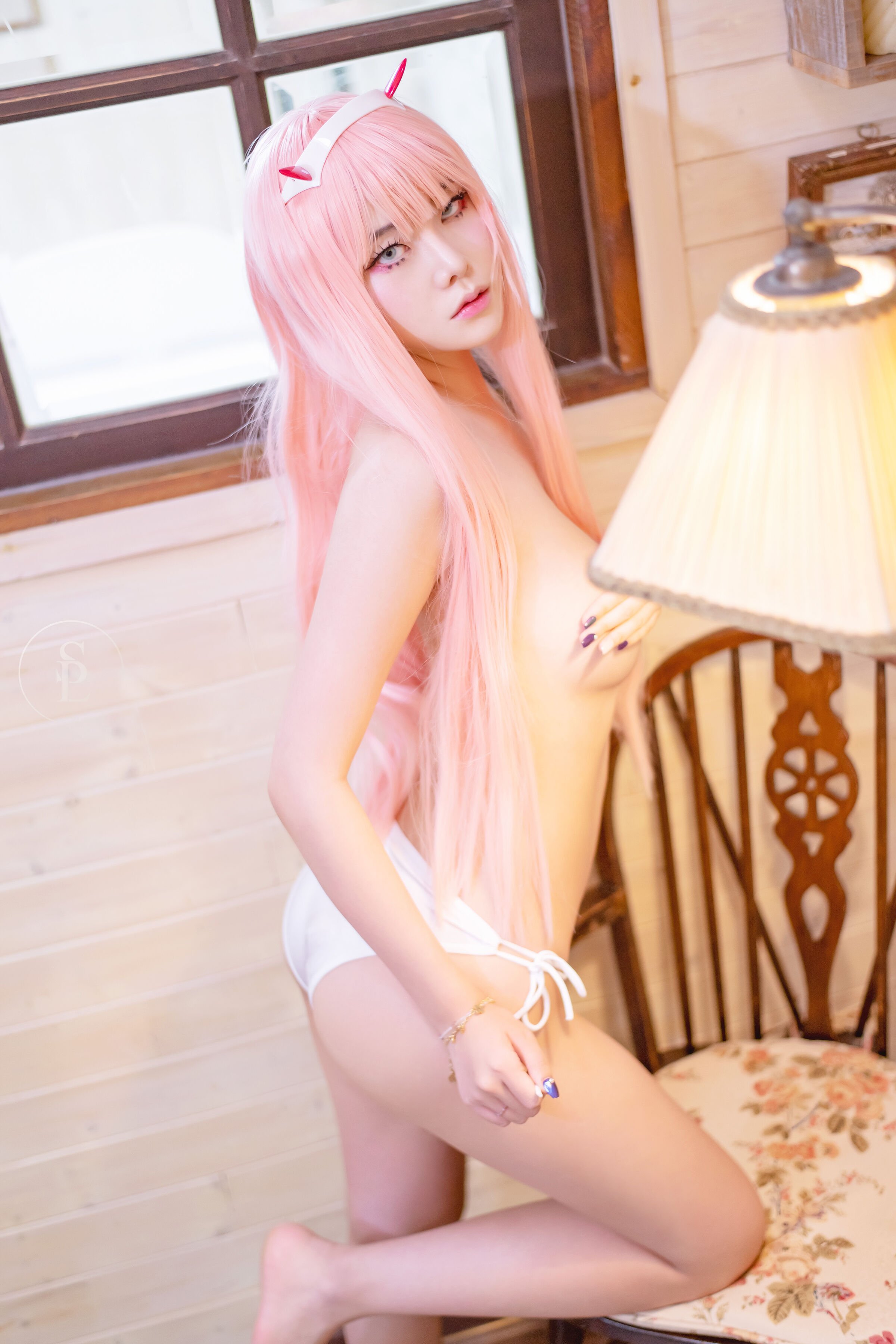 SAINT Photolife - 尤娜 (유나) - No.10 Zero Two