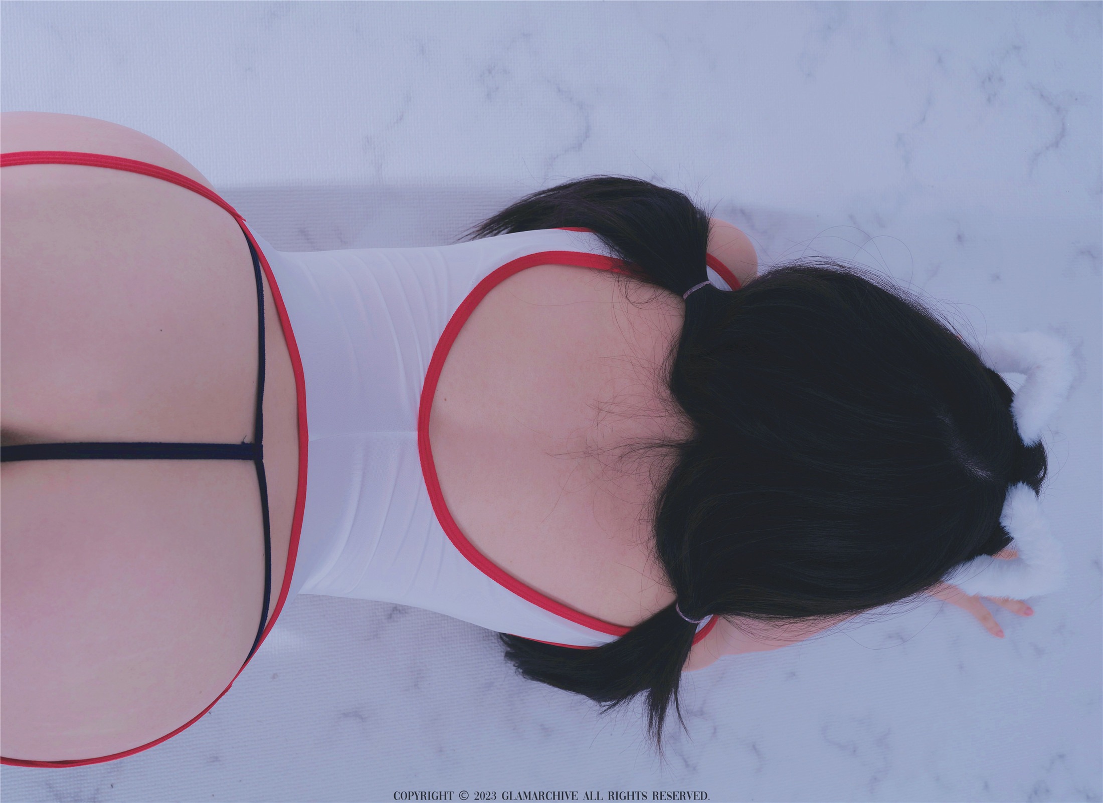 GlamARchive] เบค ซุล แทง - แหวกด้านหน้าขอบสูง 42P