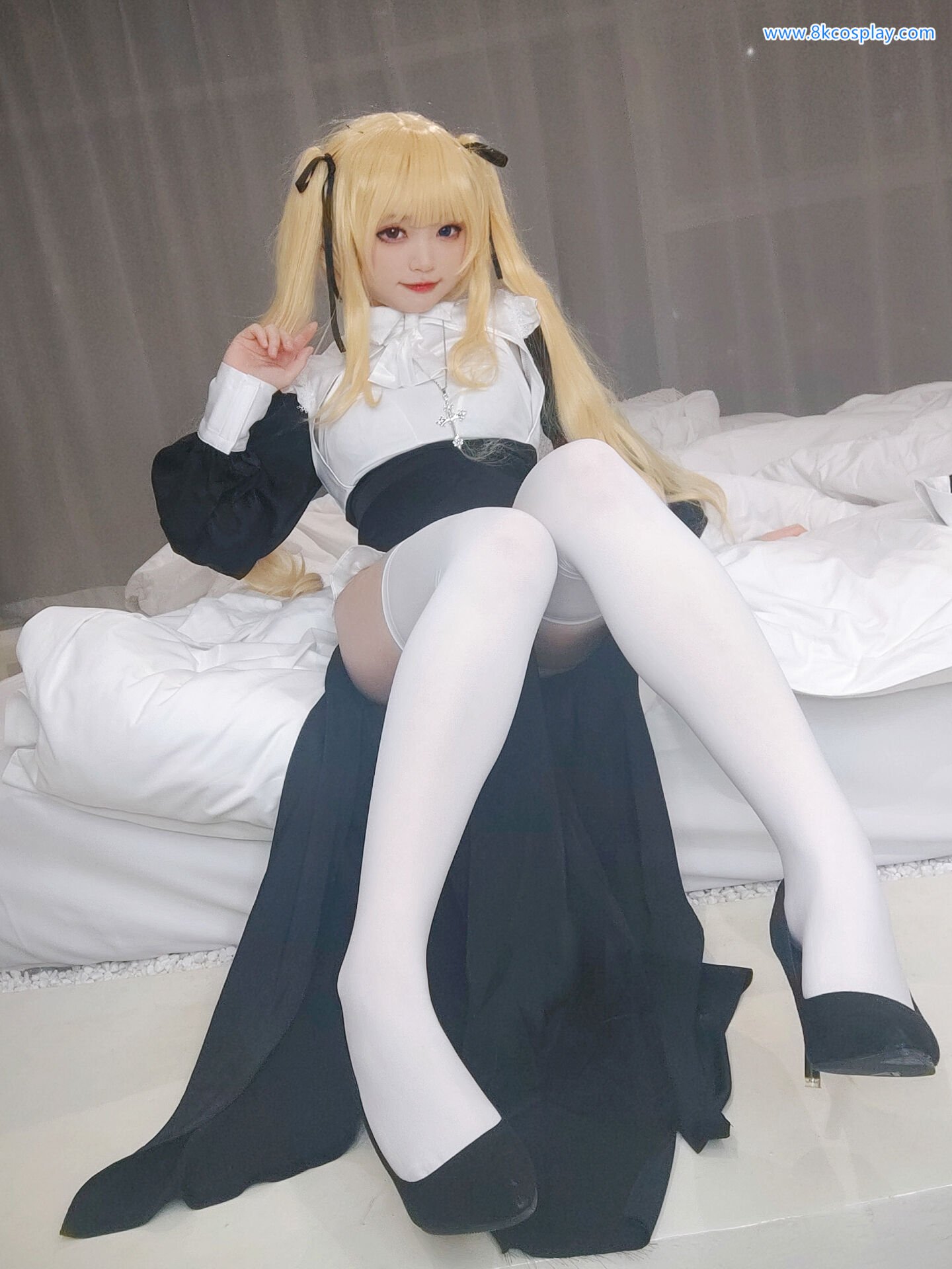 神沢永莉英梨梨修女自拍Cosplay写真