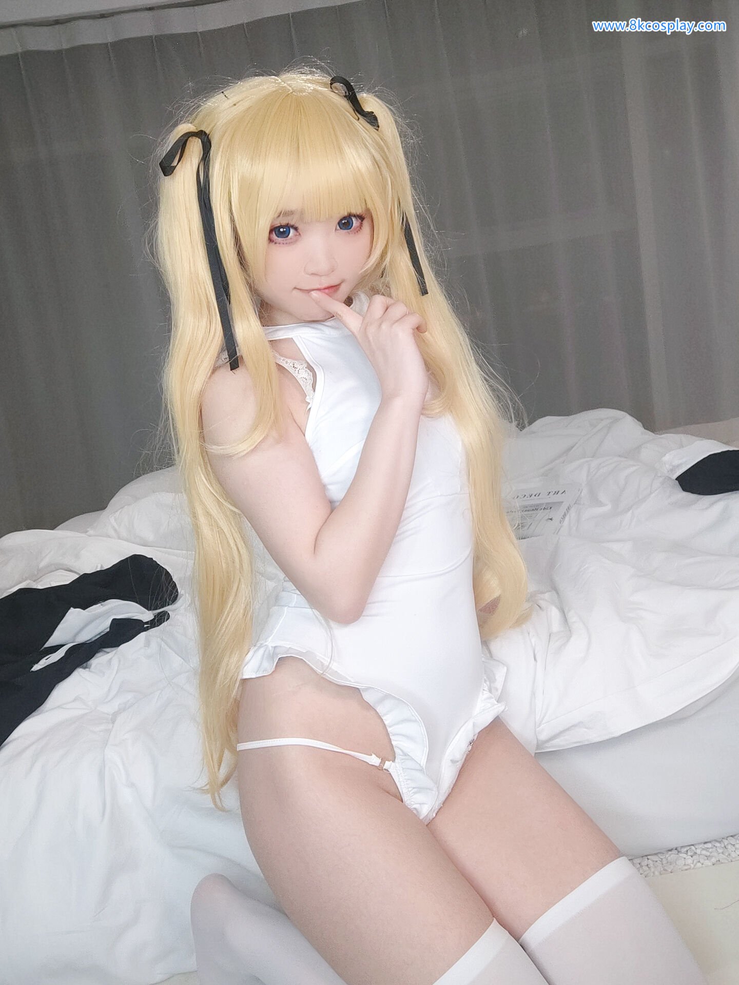 神沢永莉英梨梨修女自拍Cosplay写真