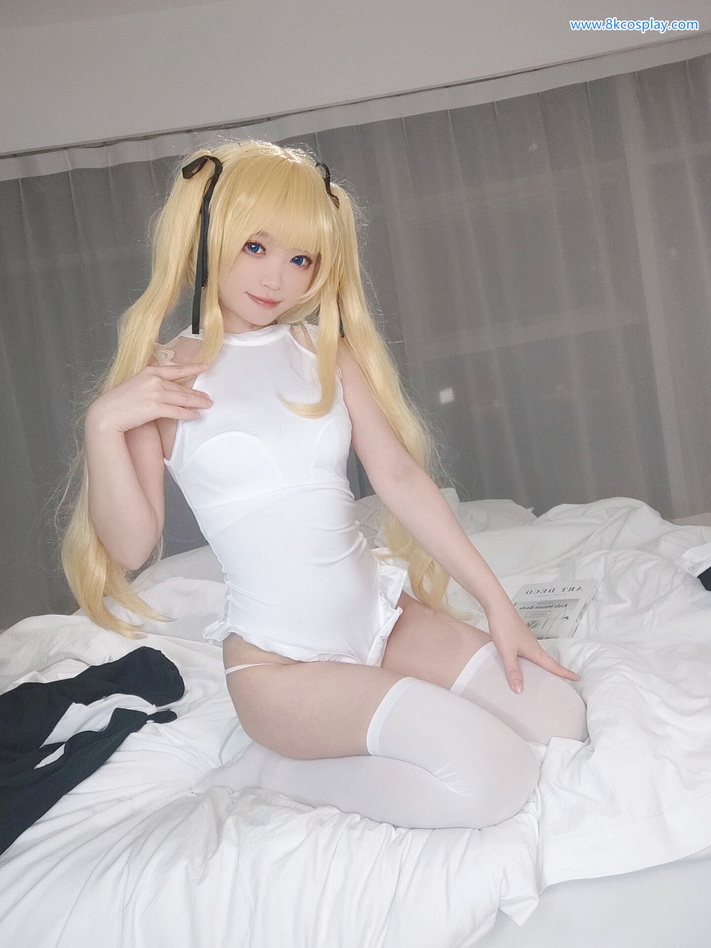 神沢永莉英梨梨修女自拍Cosplay写真