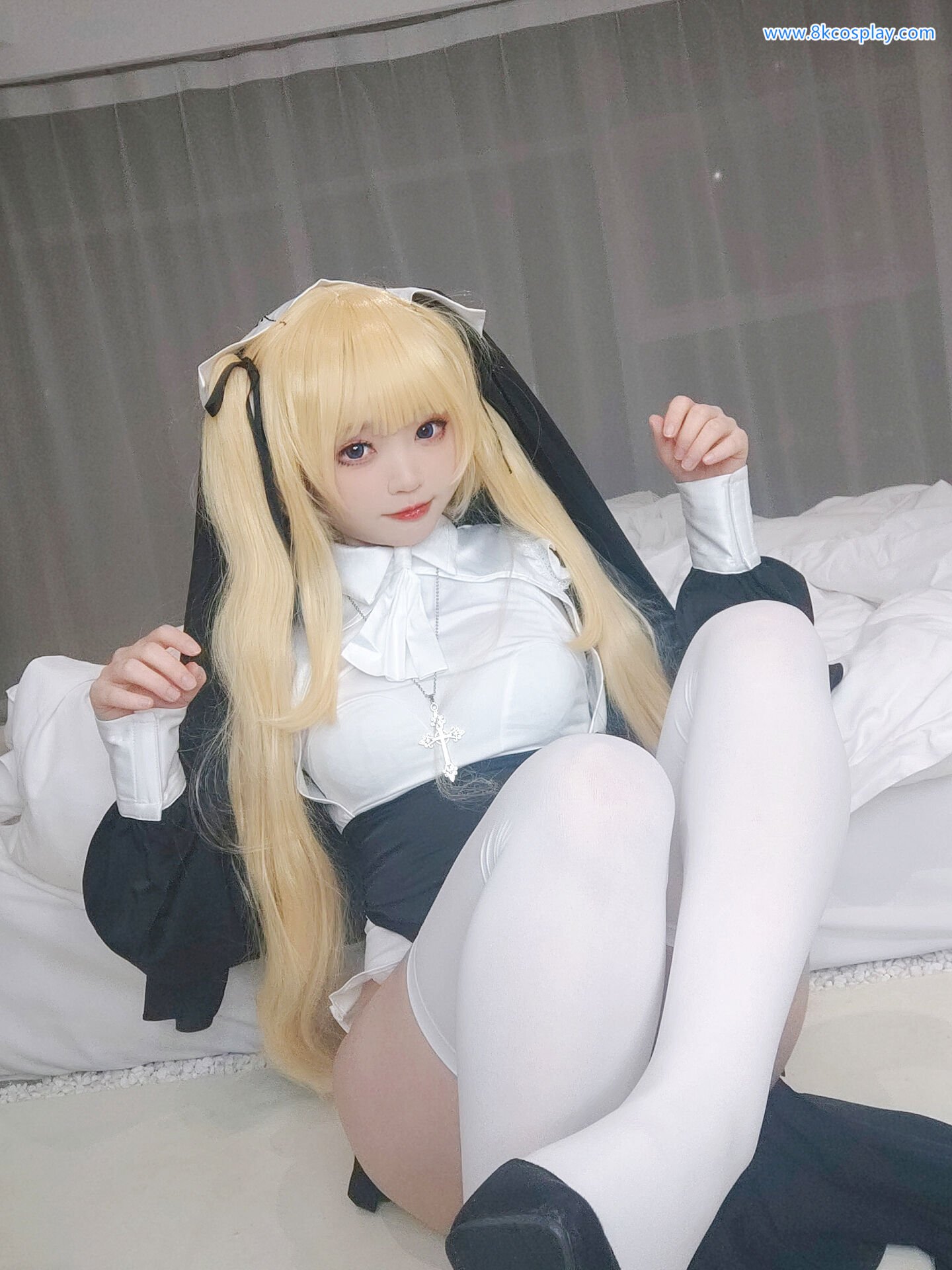 神沢永莉英梨梨修女自拍Cosplay写真
