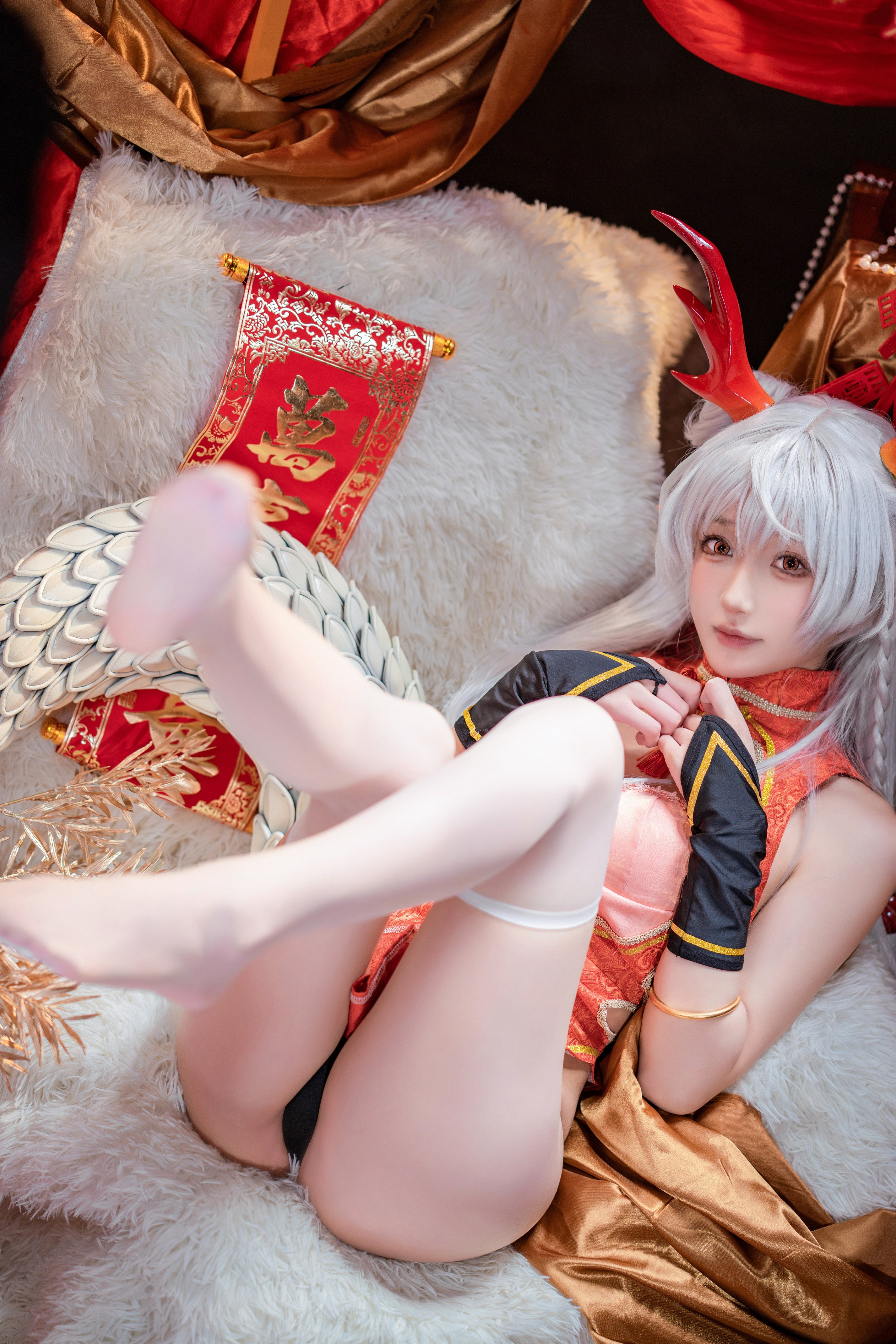 アパオもバニーガール] 新春の賀図 龍妹