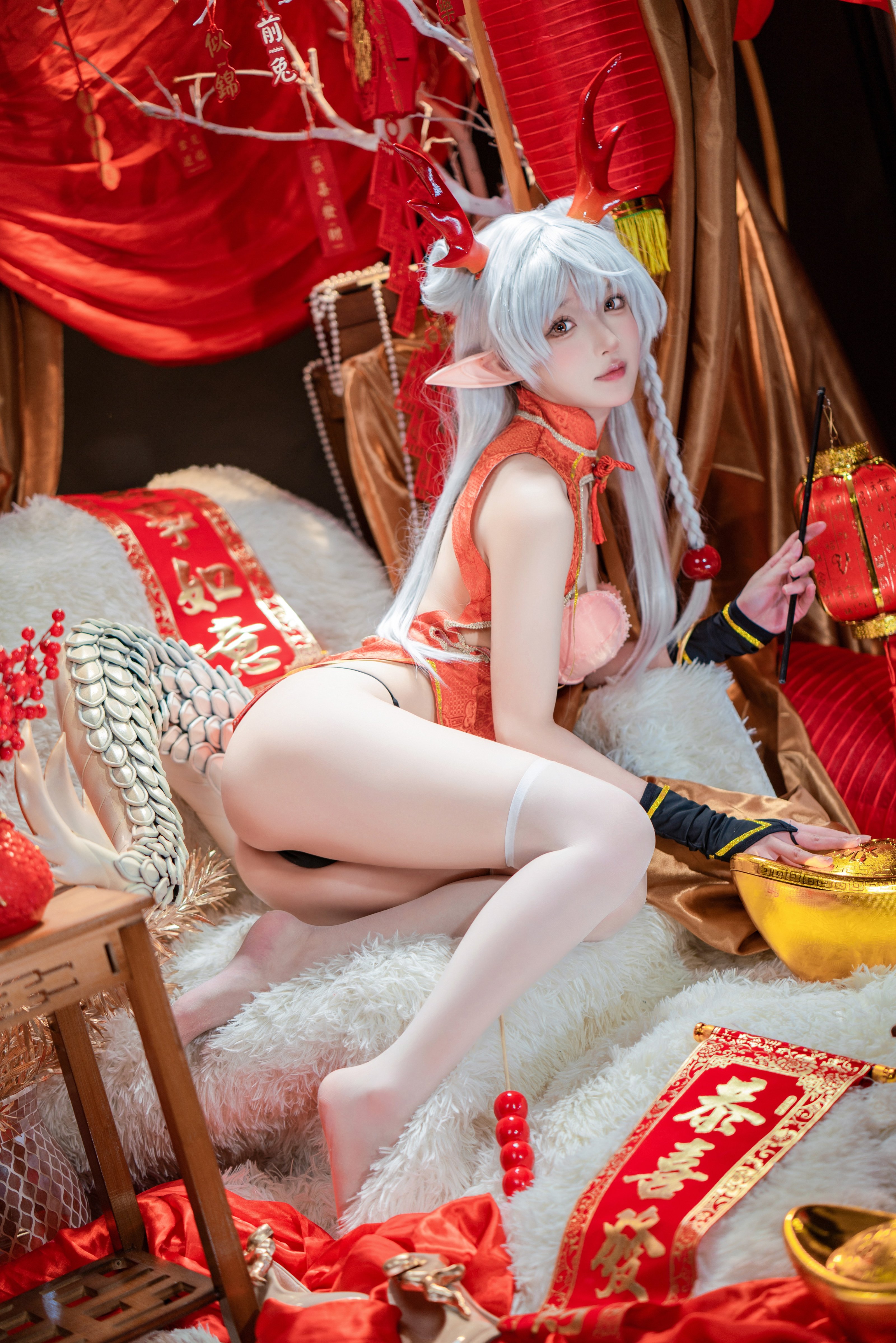 アパオもバニーガール] 新春の賀図 龍妹