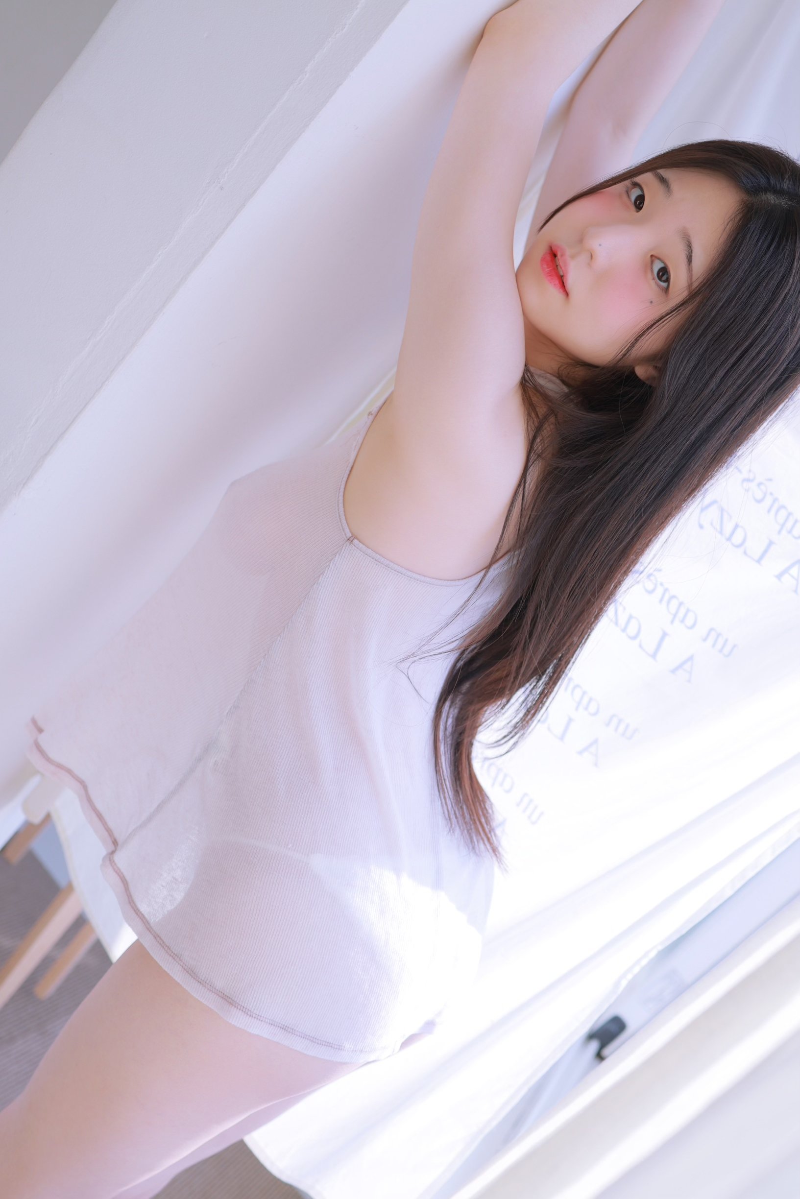 See-through-(Photos)-mzlDNoK2