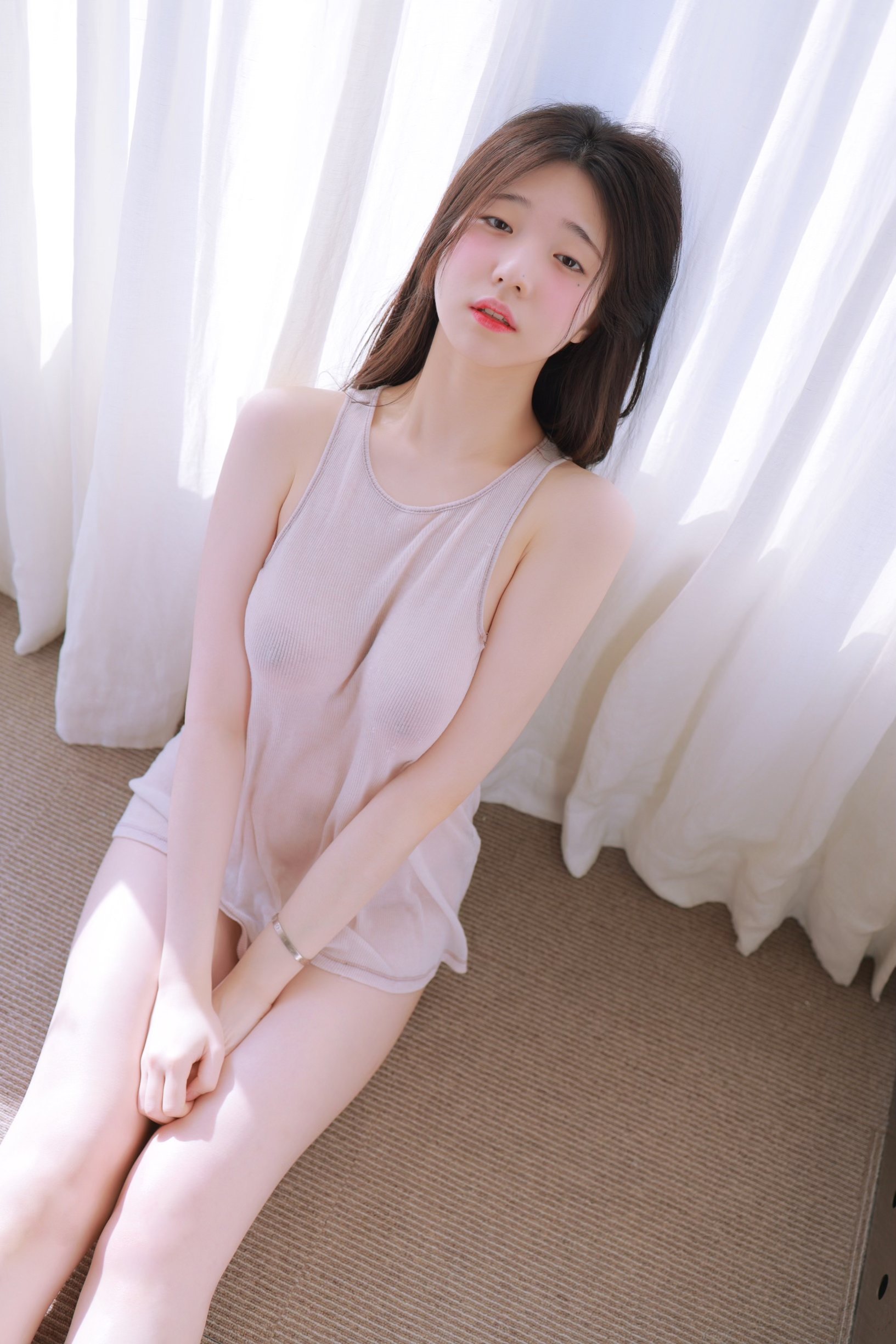 See-through-(Photos)-mzlDNoK2