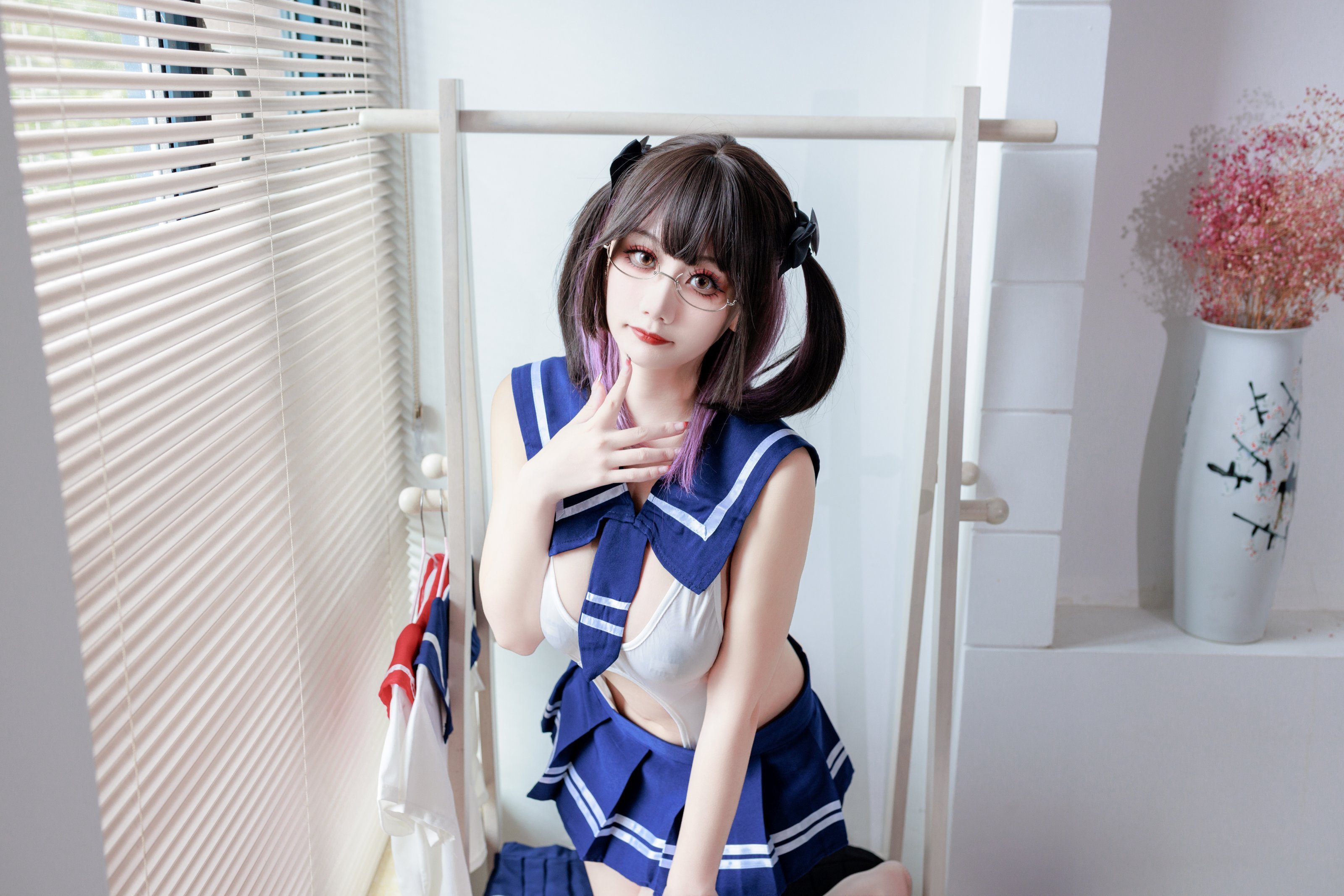 A Xue Xue – One-Piece Sailor Suit