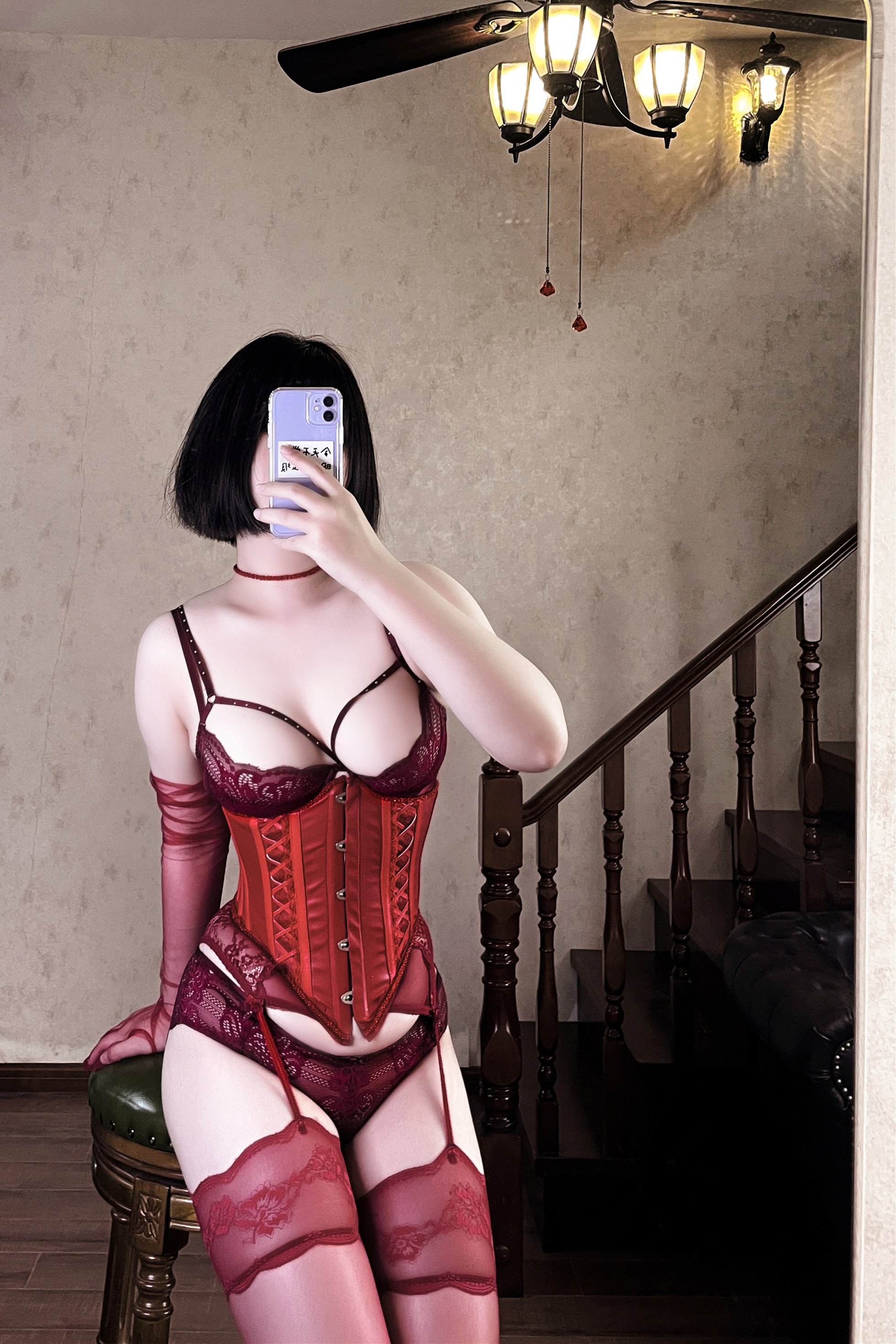 BANBANKO 半半子 – RED 赤紅 Vol.03