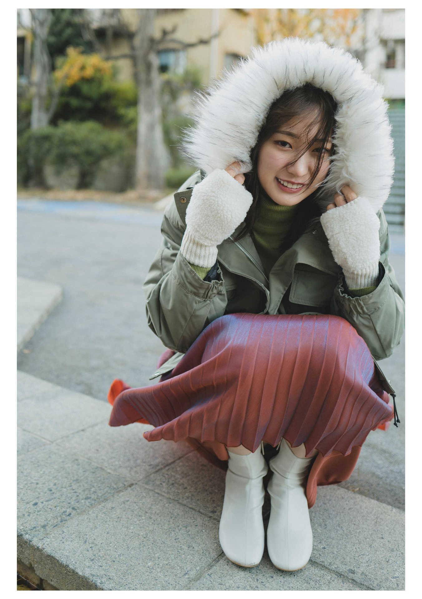 [Photobook] とられち Akari Mitani 美谷朱里 160P
