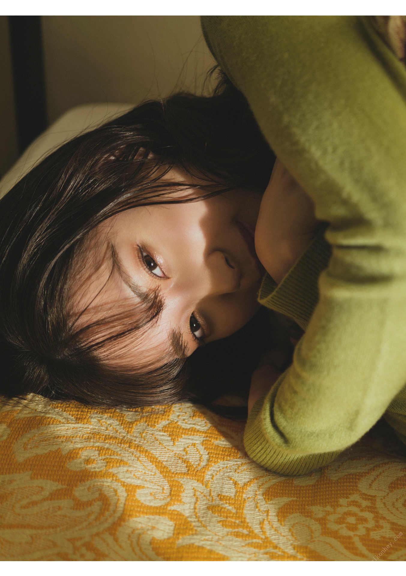 [Photobook] とられち Akari Mitani 美谷朱里 160P