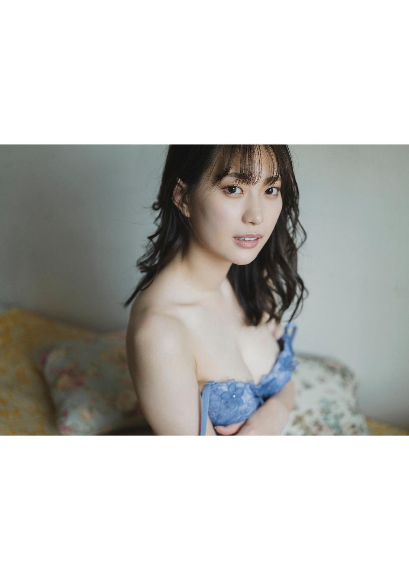 [Photobook] とられち Akari Mitani 美谷朱里 160P